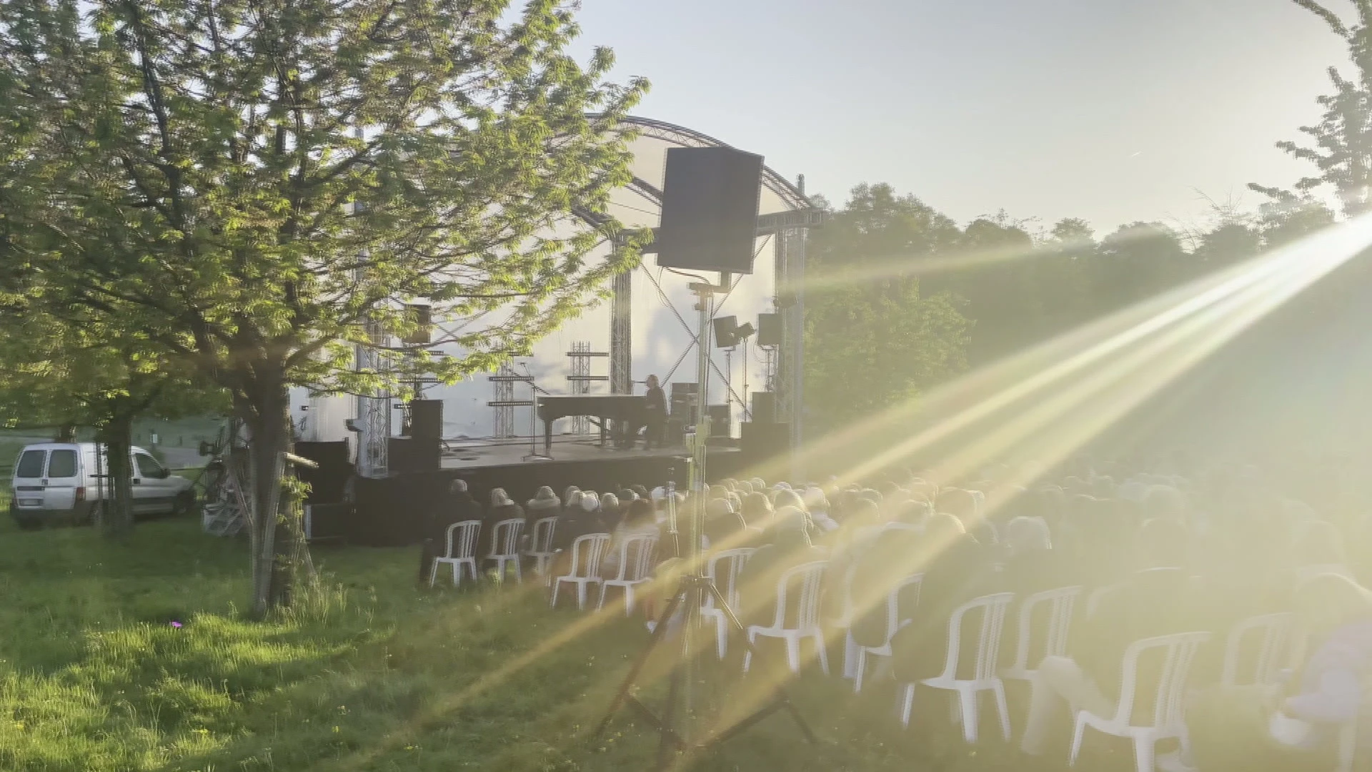 Hoofdafbeelding voor artikel Dauwconcert Joost Zweegers…