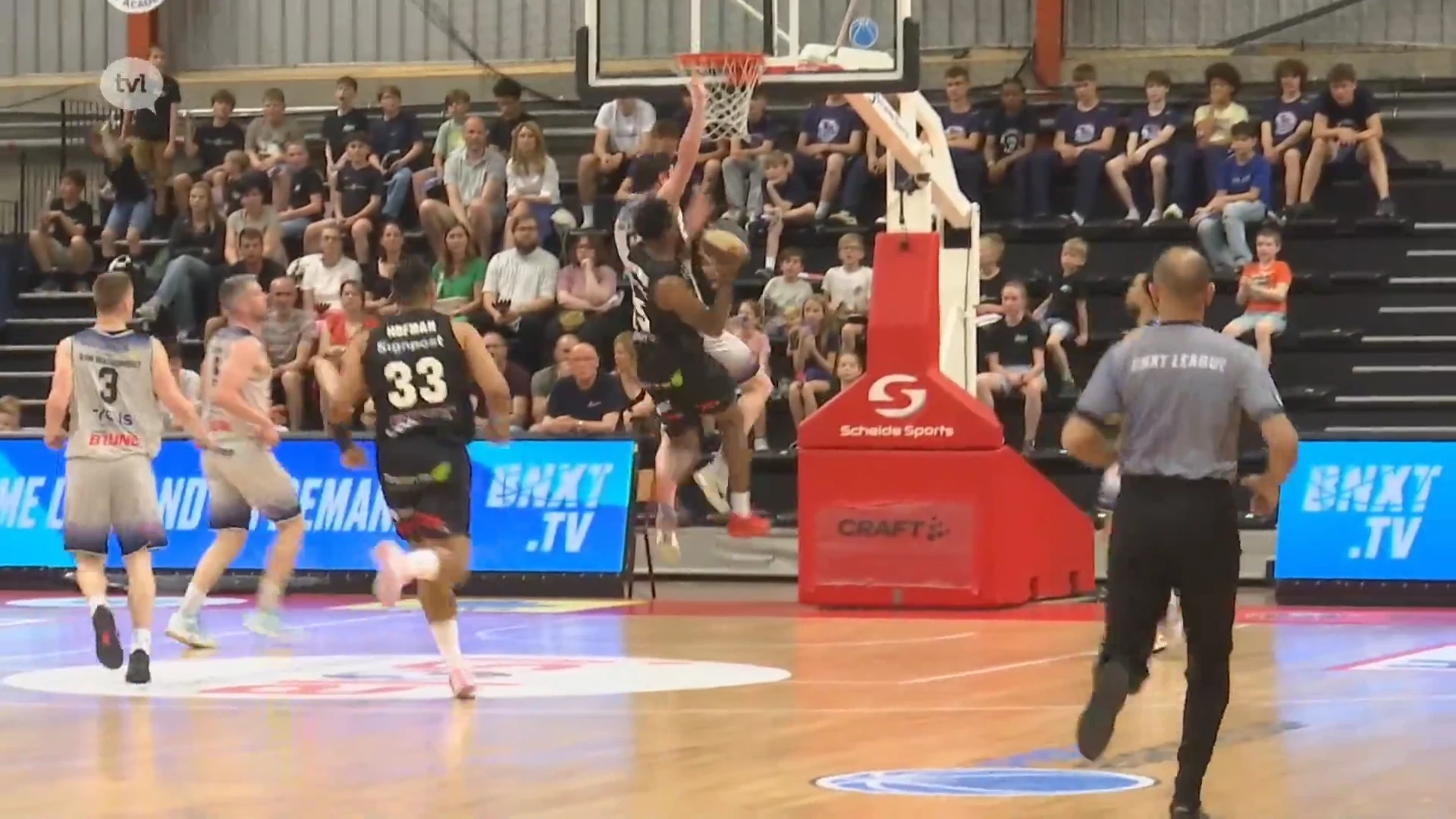 Limburg United laat publiek genieten van topmatch tegen Kortrijk Spurs