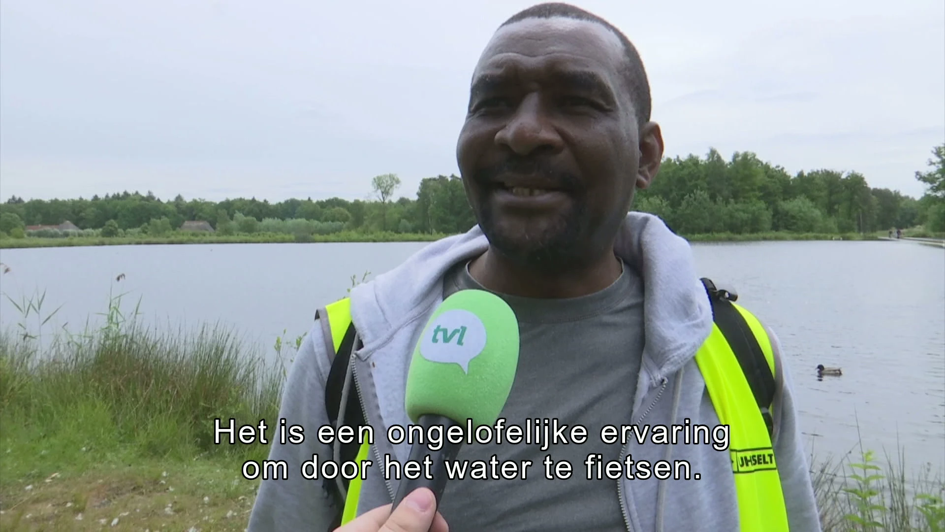 Hugo Bollen, uitvinder fietsroutenetwerk, toont zijn levenswerk aan internationale studenten UHasselt