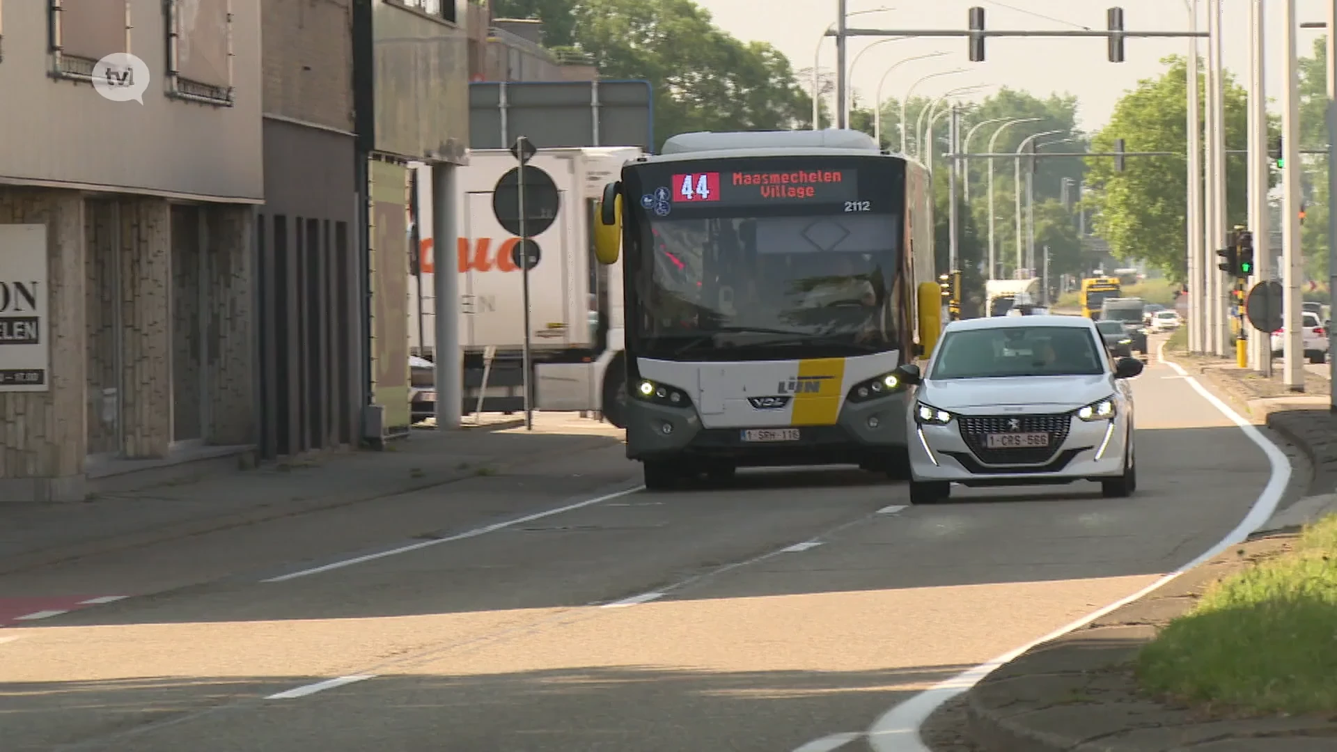 Minister van Mobiliteit Annick De Ridder: "Rijksweg Maasmechelen moet niet ontdubbeld worden"