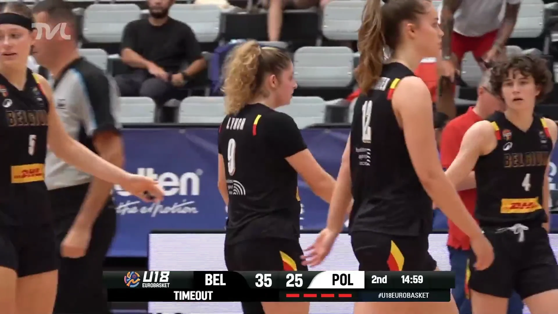 Jada Lynch loodst Young Belgian Cats naar halve finale op EK basketbal