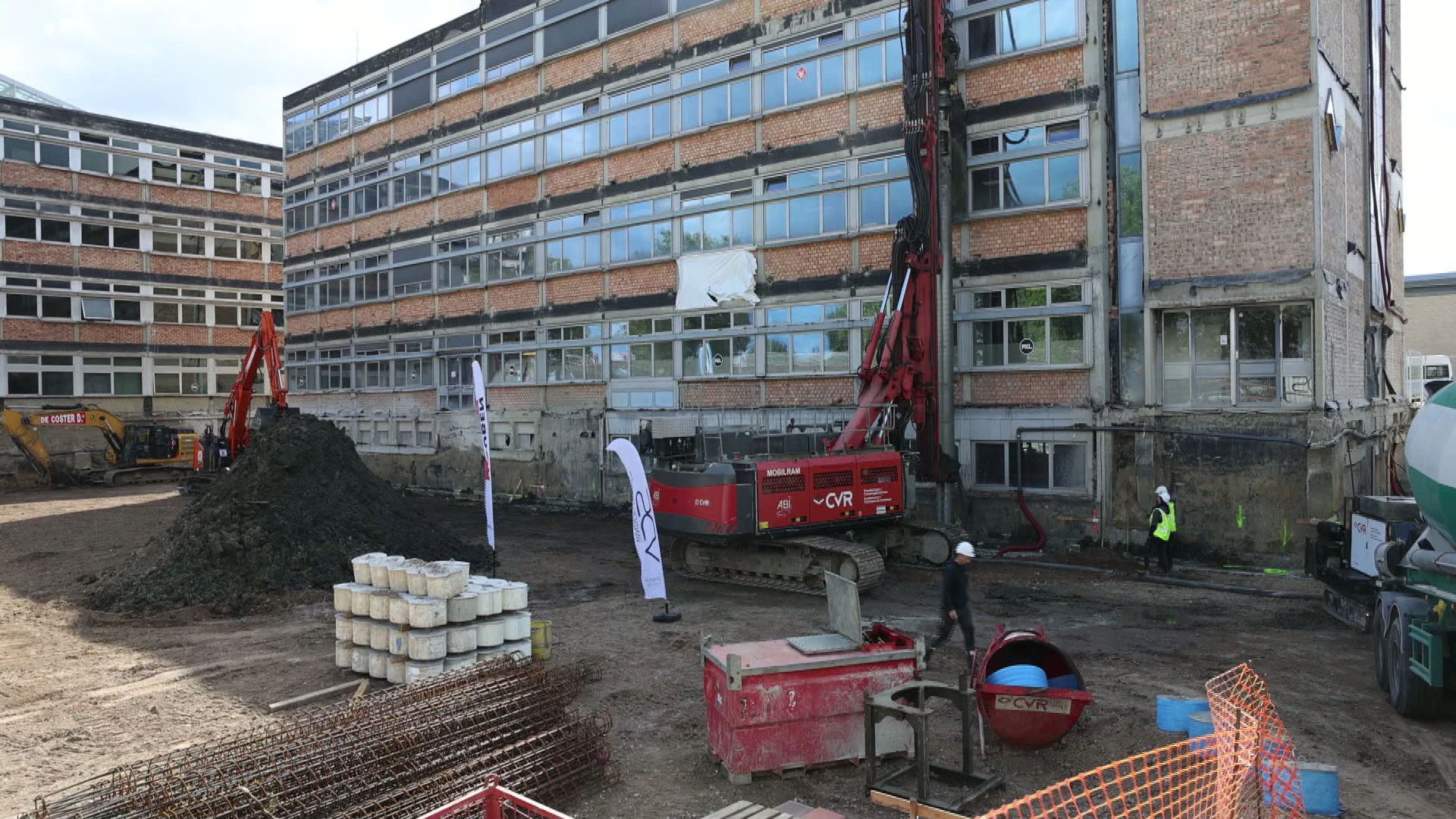 PXL Businesshub moet ontmoetingsplaats voor studenten, onderzoekers & bedrijven worden