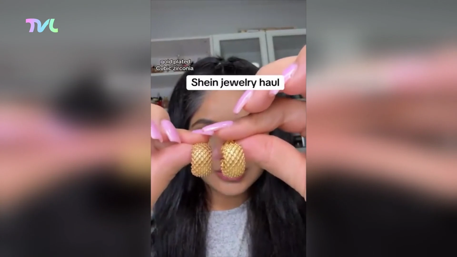 Hoofdafbeelding voor artikel Huidspecialist waarschuwen:…