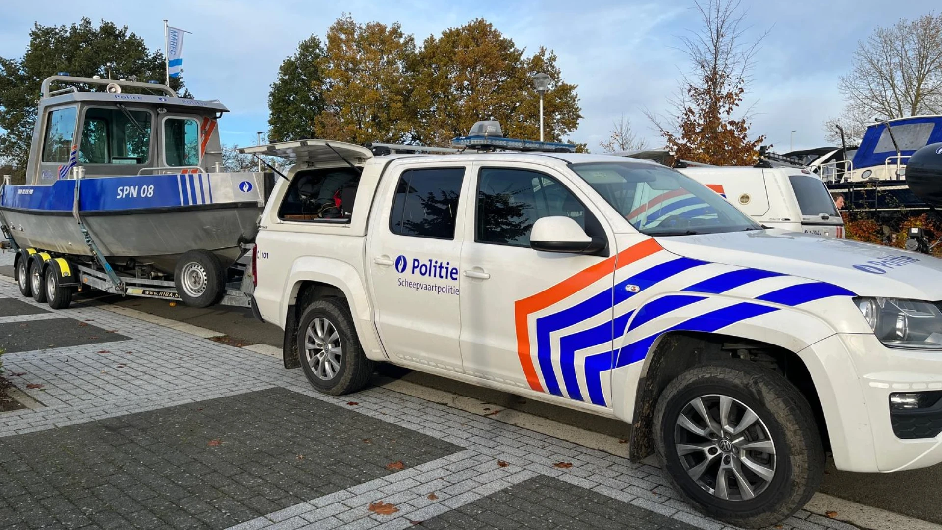 Hoofdafbeelding voor artikel Gezonken boot Kinrooi: overlevenden…