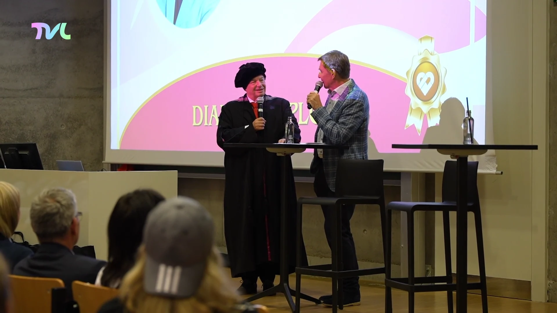 Hoofdafbeelding voor artikel Dialectdiploma's zijn eerbetoon…