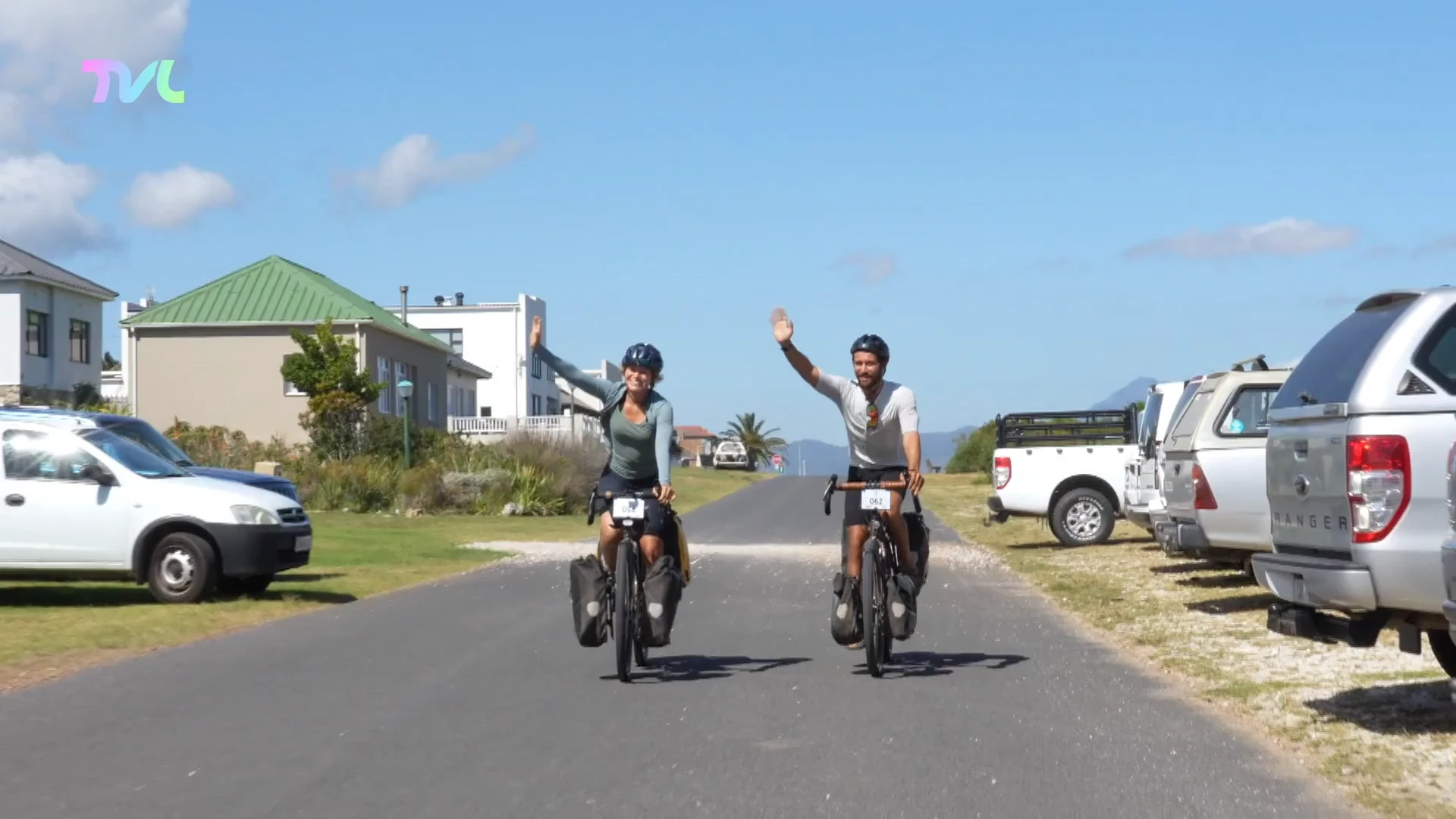 Hoofdafbeelding voor artikel Camille & Jolan fietsten van…