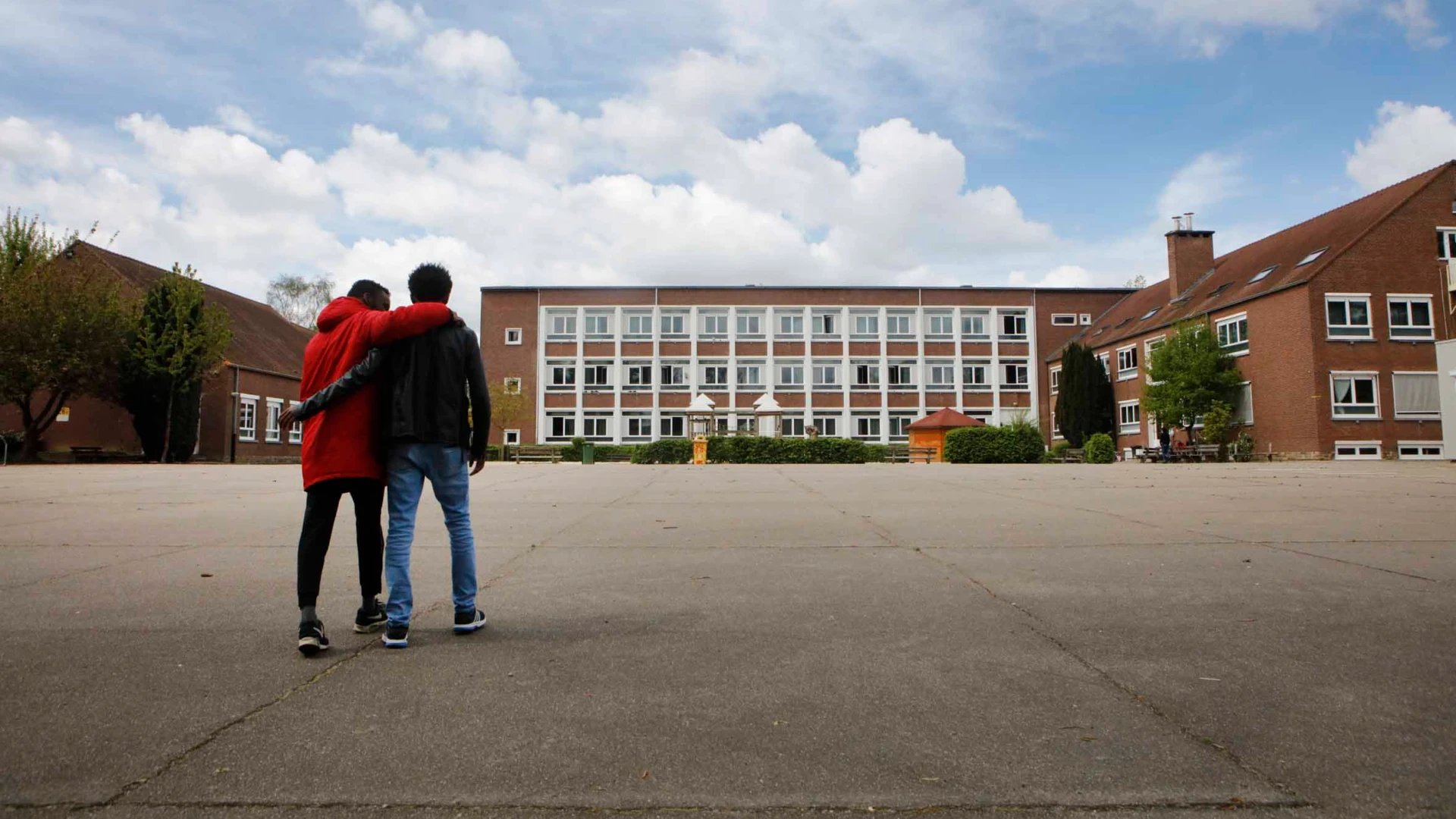 Hoofdafbeelding voor artikel Fedasil erkent problemen:…