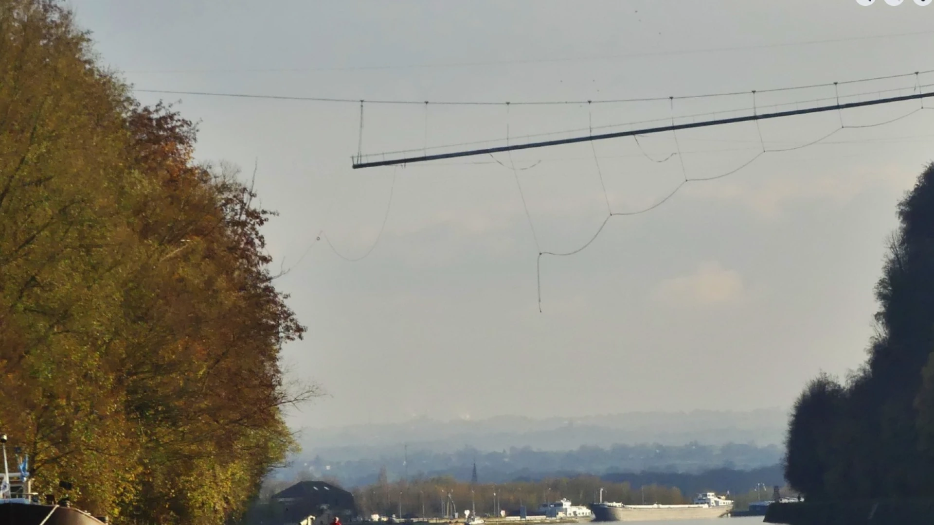 Hoofdafbeelding voor artikel Indrukwekkende wandelbrug…