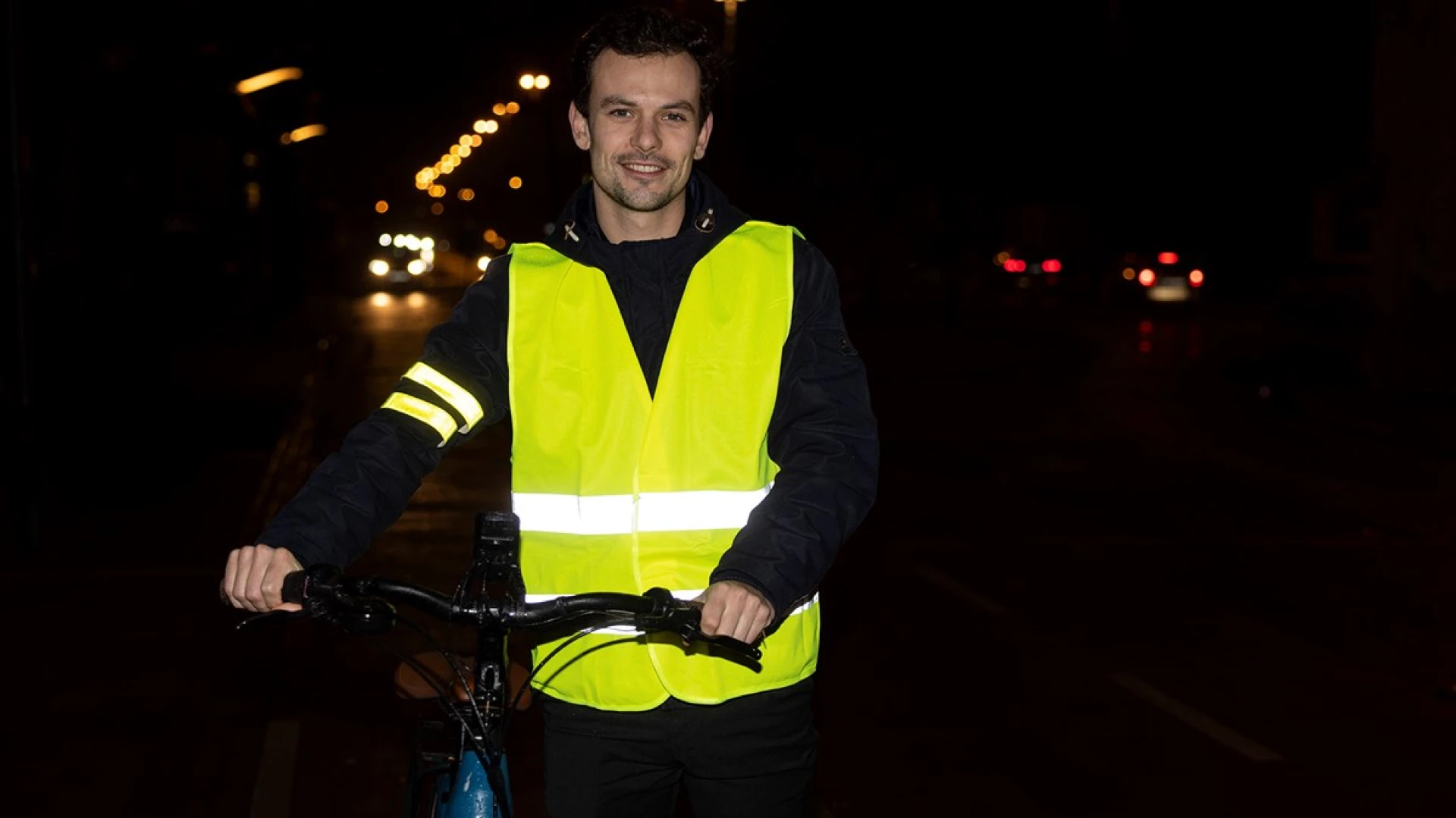 Hoofdafbeelding voor artikel 1 op 4 fietsers en steppers…