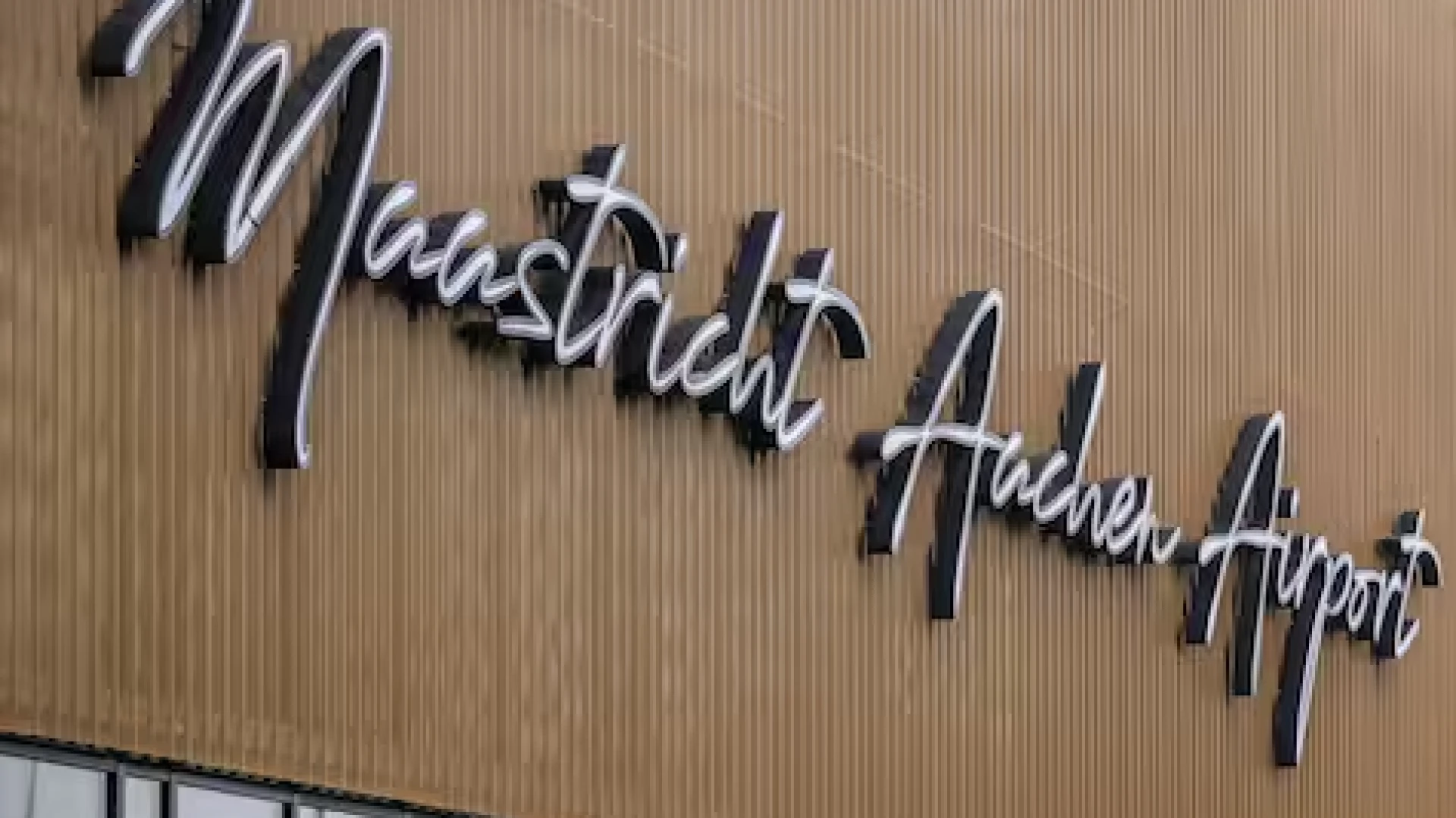 Hoofdafbeelding voor artikel Vluchten wijken uit naar Maastricht…