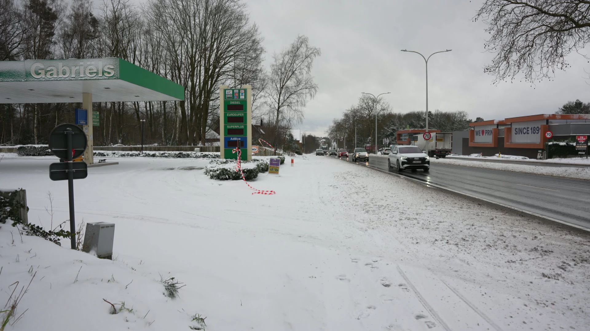Hoofdafbeelding voor artikel Tankstations gaan tegen de…