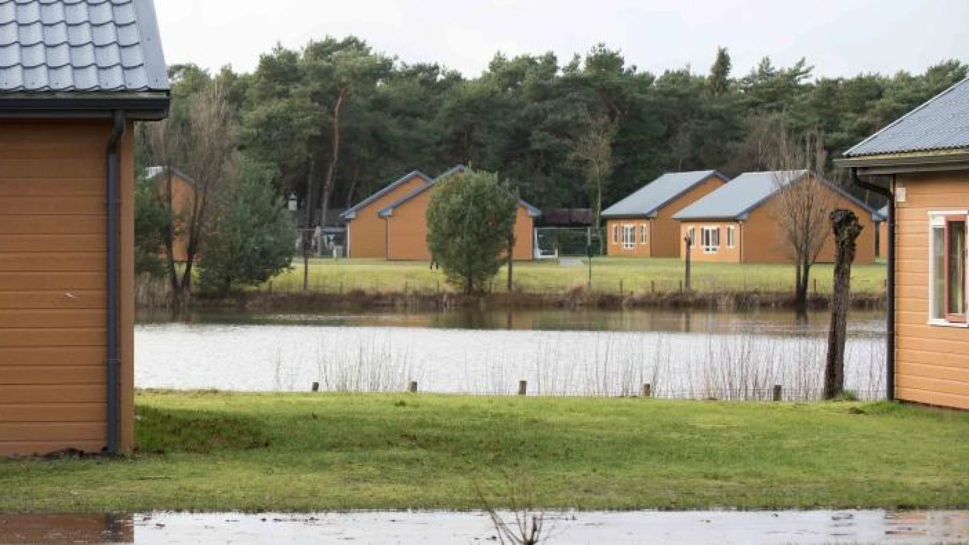 Hoofdafbeelding voor artikel Parelstrand blijft asielcentrum,…