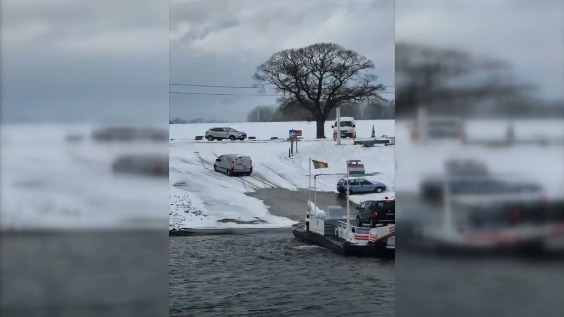 Hoofdafbeelding voor artikel Auto's glijden aan Maasmechels…