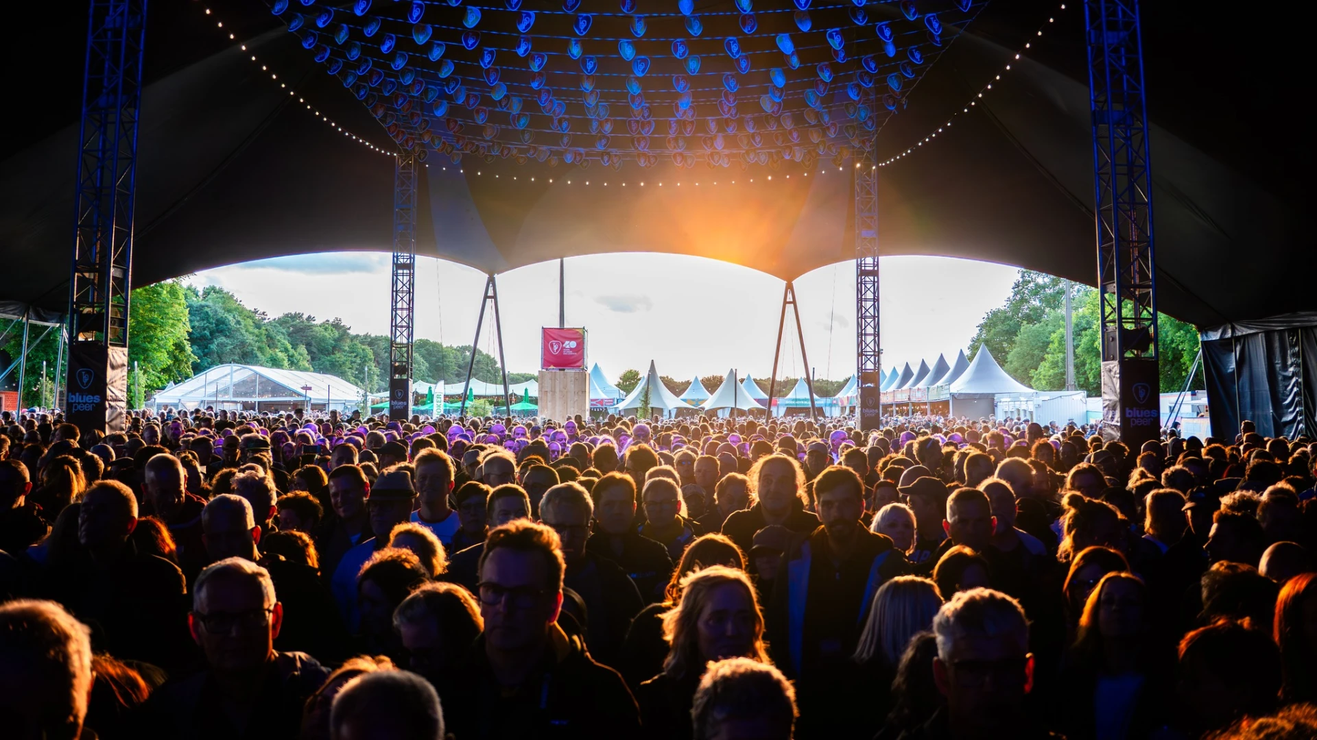 Hoofdafbeelding voor artikel Blues Peer kondigt nieuwe…