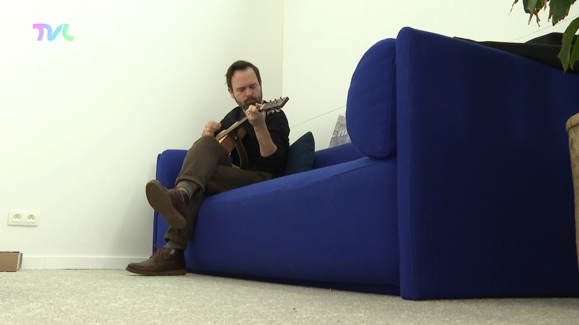 Hoofdafbeelding voor artikel Bonfire Lakes stelt nieuw…