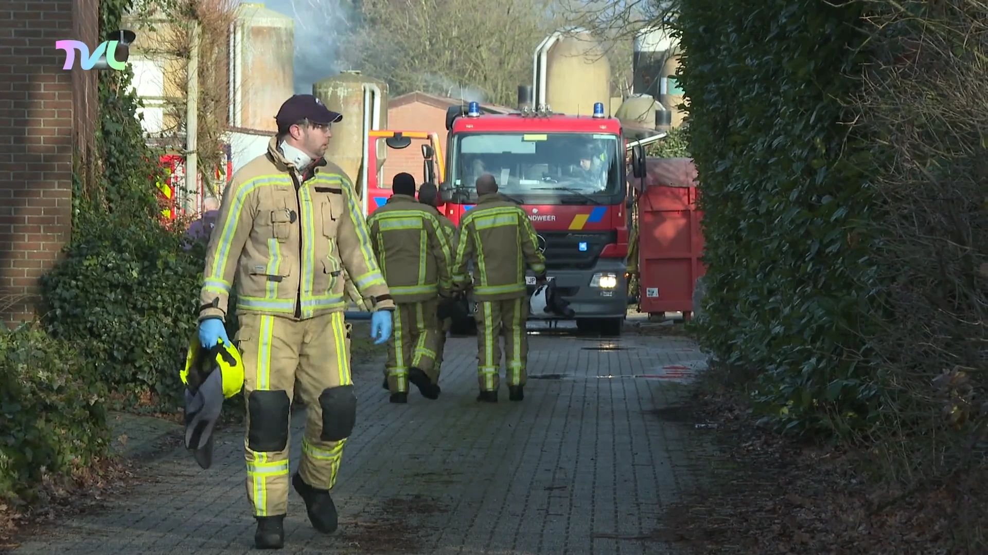 2.000 biggen komen om bij zware brand in Lommel