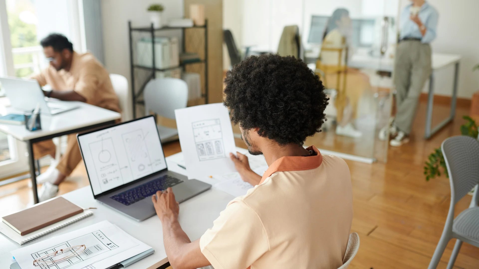 Hoofdafbeelding voor artikel Jonge werknemers verliezen…