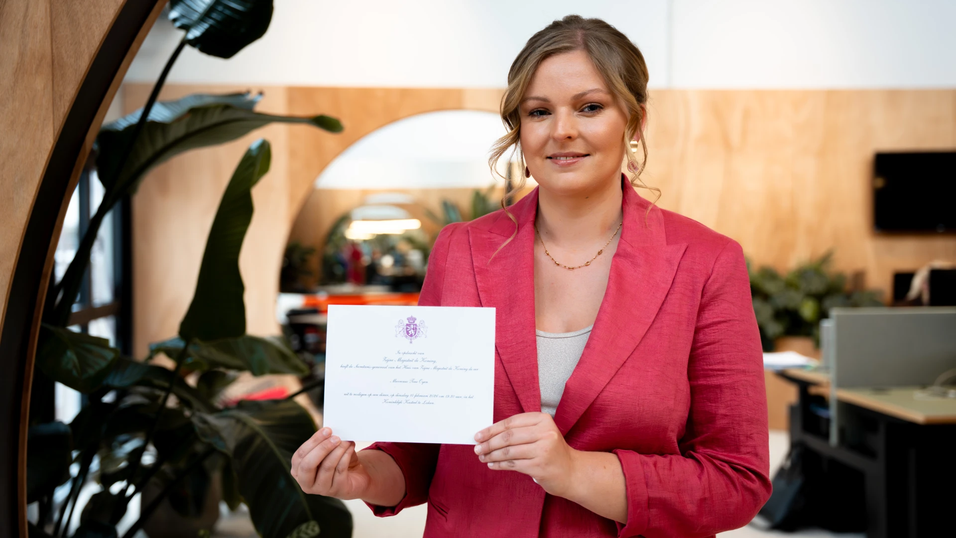 Hoofdafbeelding voor artikel TVL-journalist Tine Oyen over…