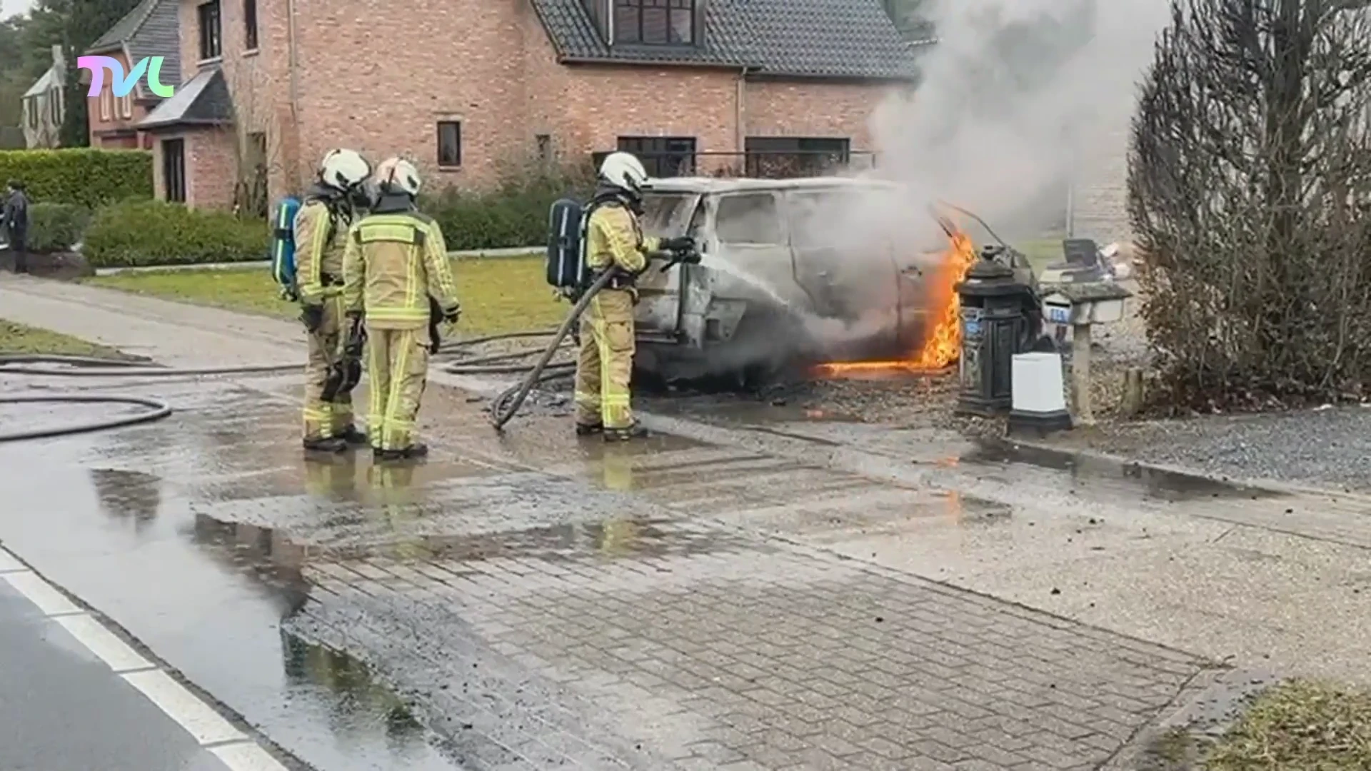 Hoofdafbeelding voor artikel Auto brandt uit in Zutendaal