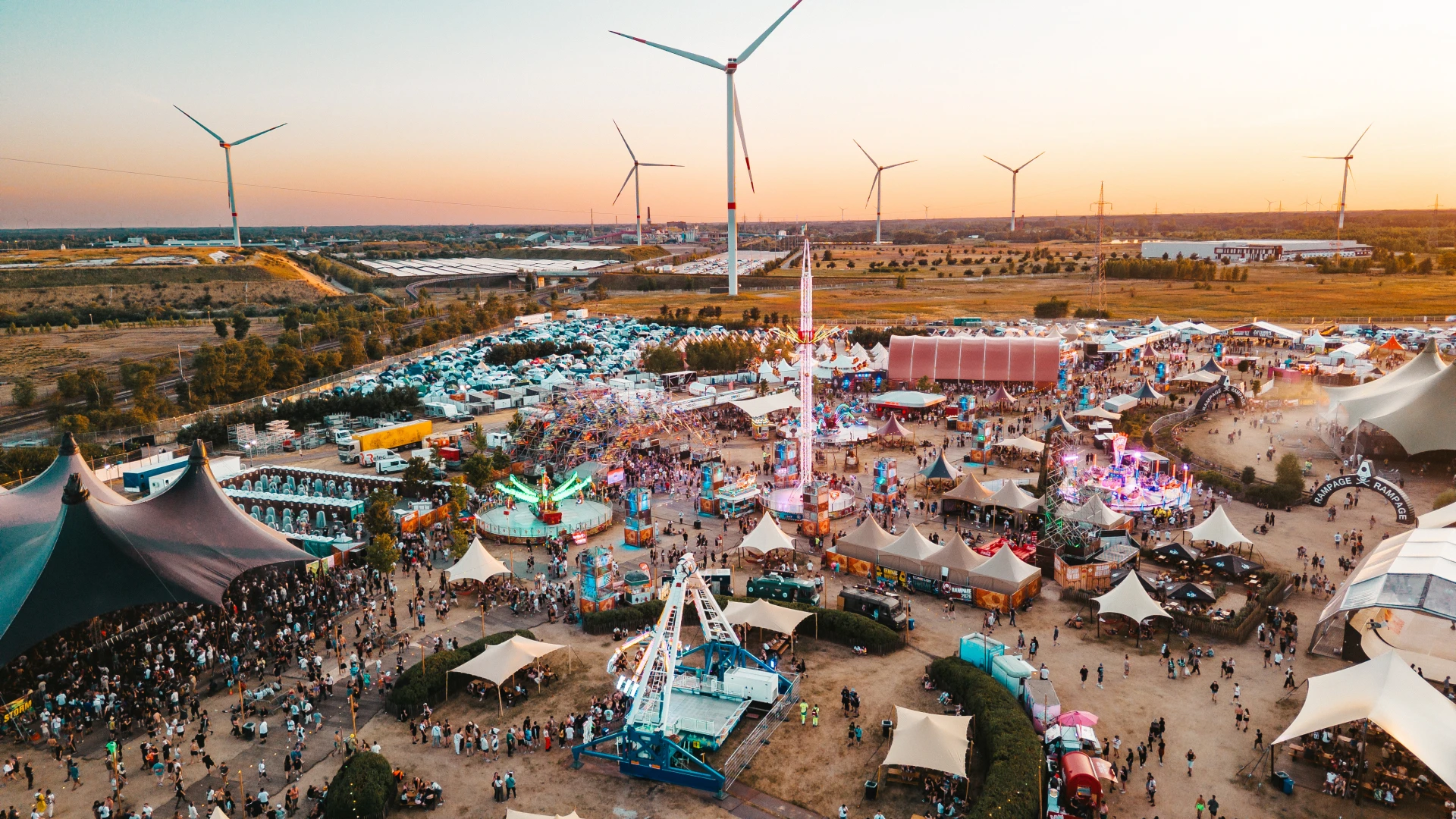 Hoofdafbeelding voor artikel Rampage Open Air dropt volledige…