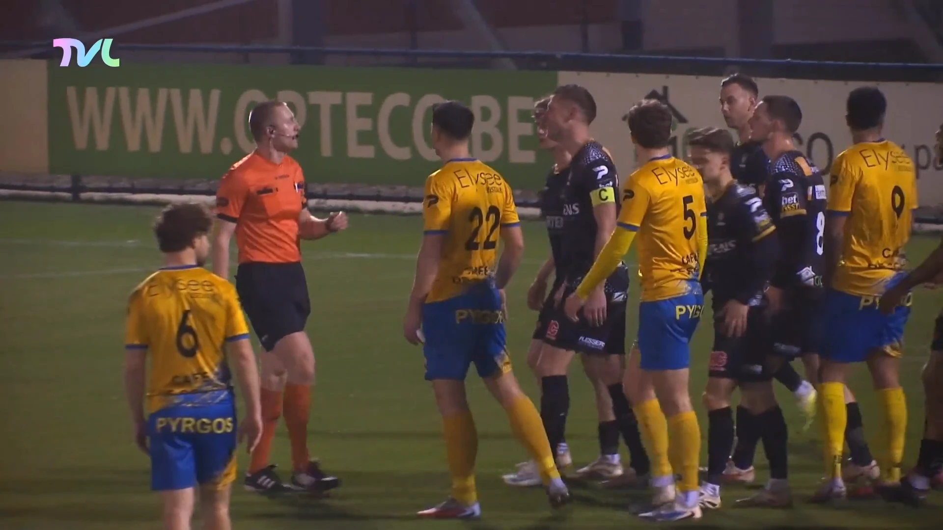 Hoofdafbeelding voor artikel Eendracht Termien pakt volle…