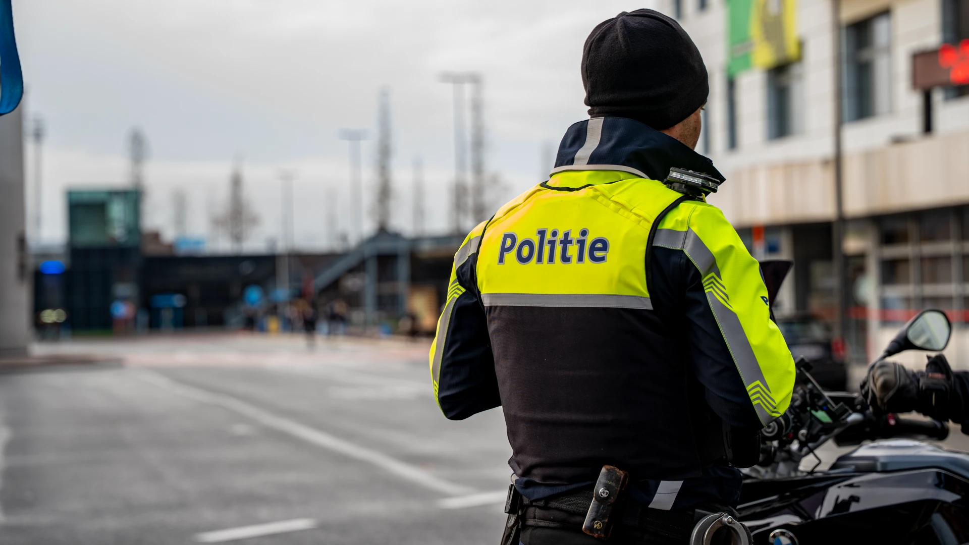 Hoofdafbeelding voor artikel Politie bezorgt 16.200 euro…
