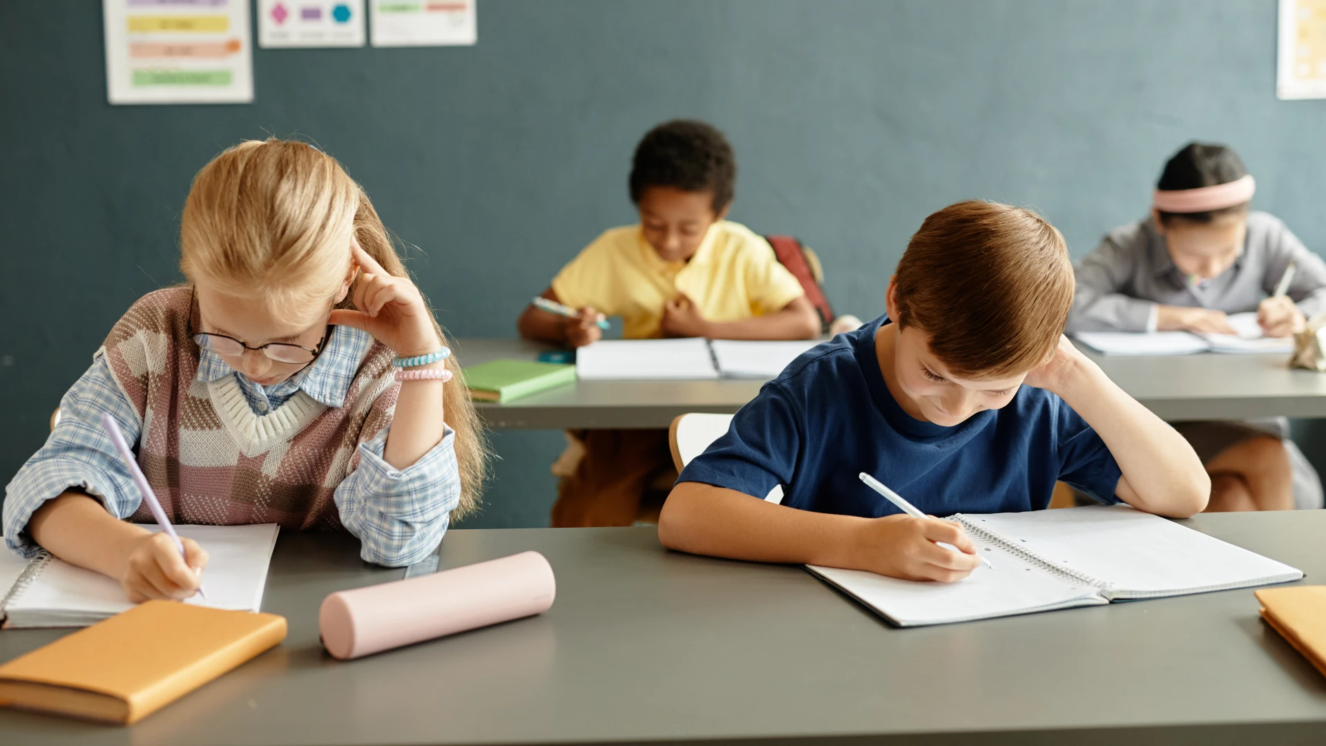 Hoofdafbeelding voor artikel Limburgse scholieren zitten…