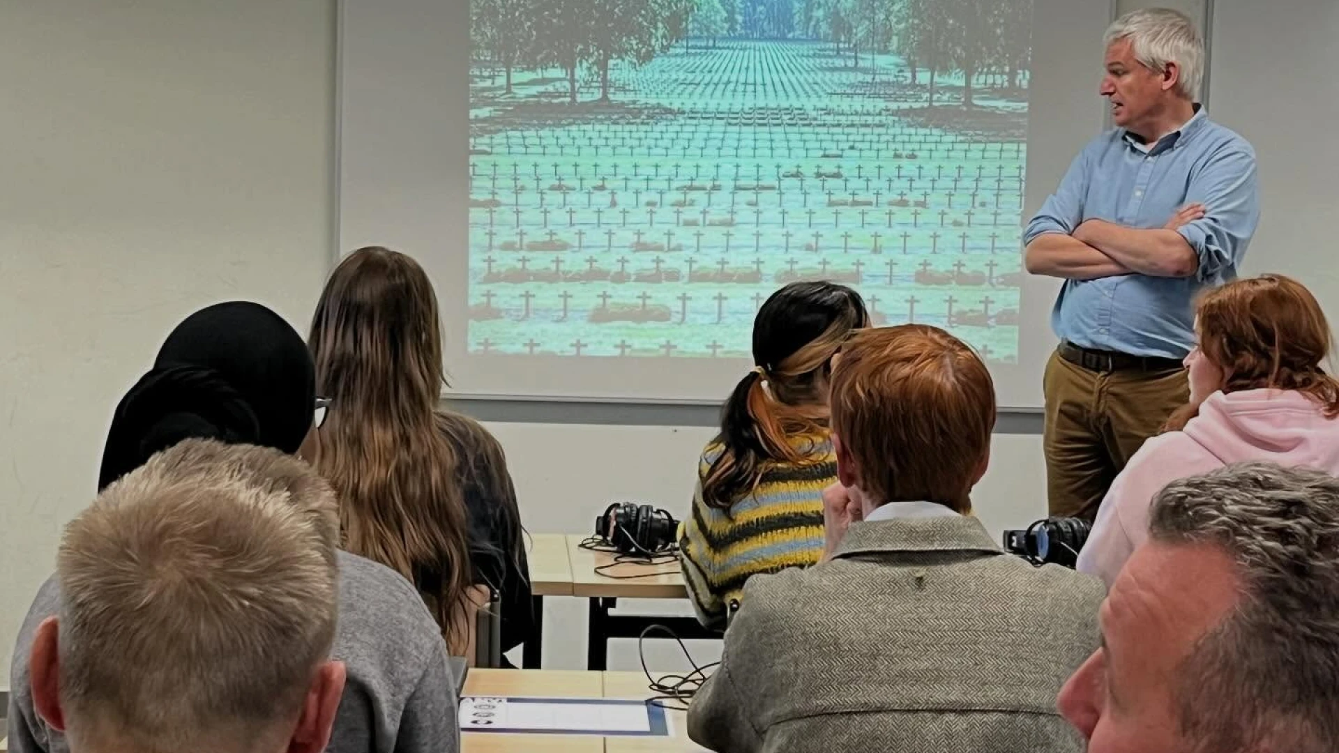 Hoofdafbeelding voor artikel Lommelse leerlingen duiken…