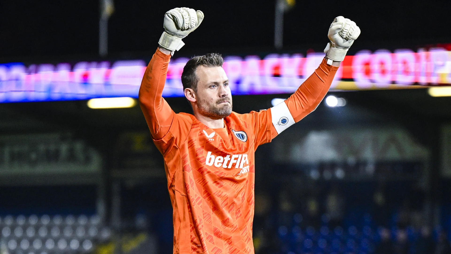 Hoofdafbeelding voor artikel Truienaar Simon Mignolet (38)…