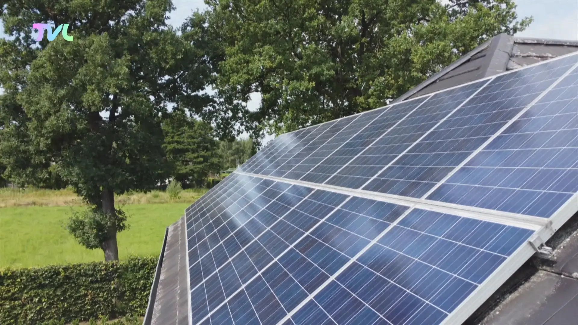 Hoofdafbeelding voor artikel Onderzoek naar zonneceltechnologie…