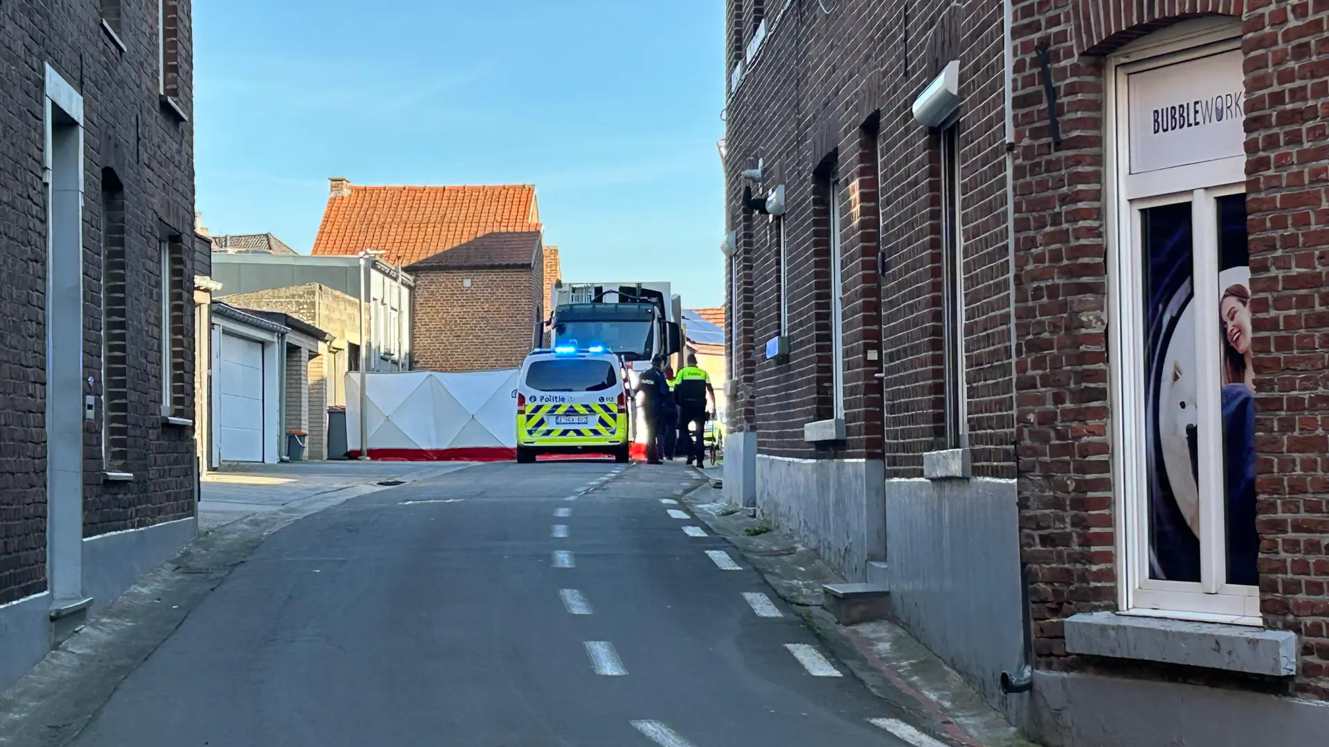 Vrouw van 60 overleden na aanrijding met vrachtwagen in Bilzen