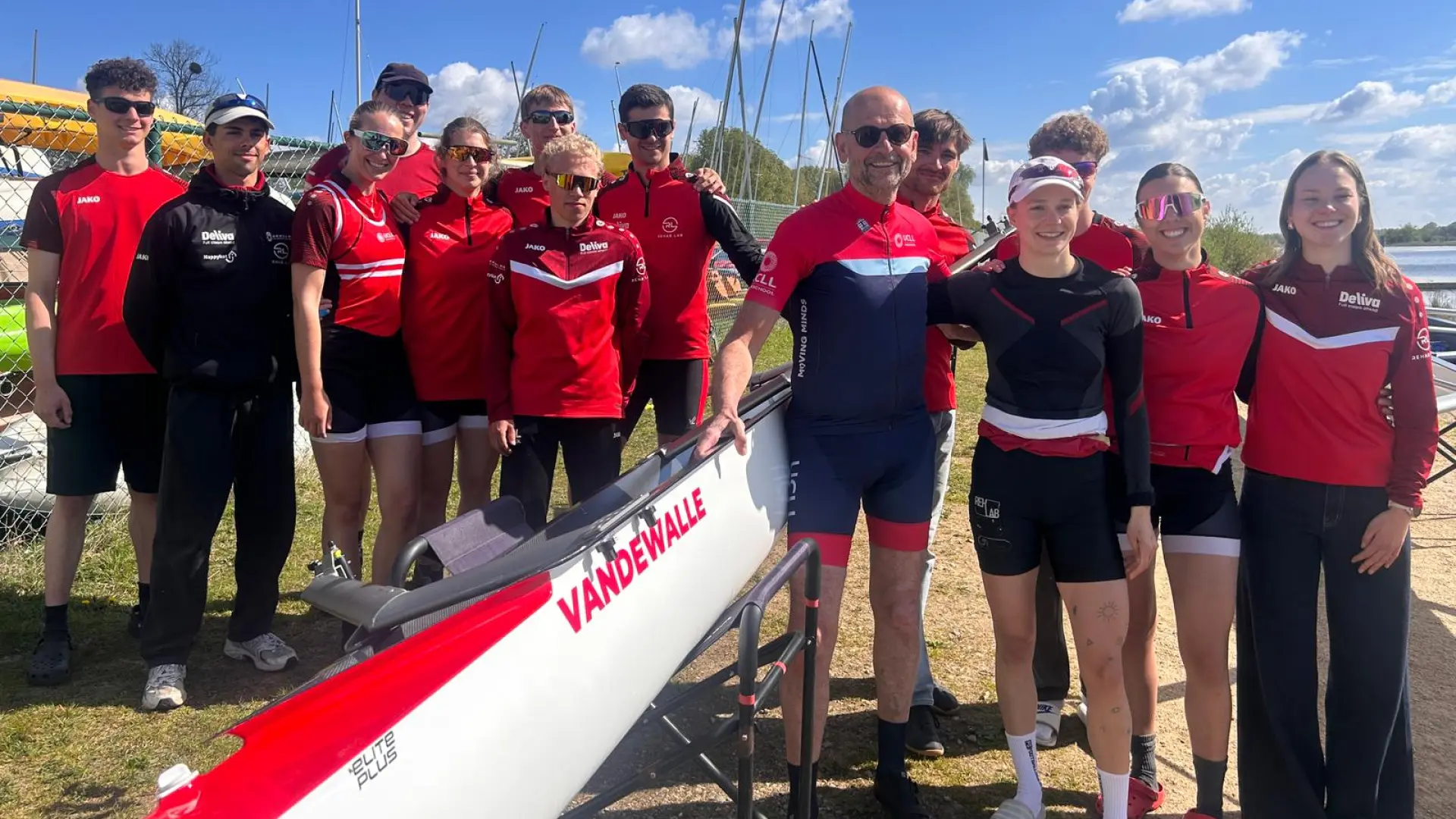 Hoofdafbeelding voor artikel UCLL eert afscheidnemend directeur…