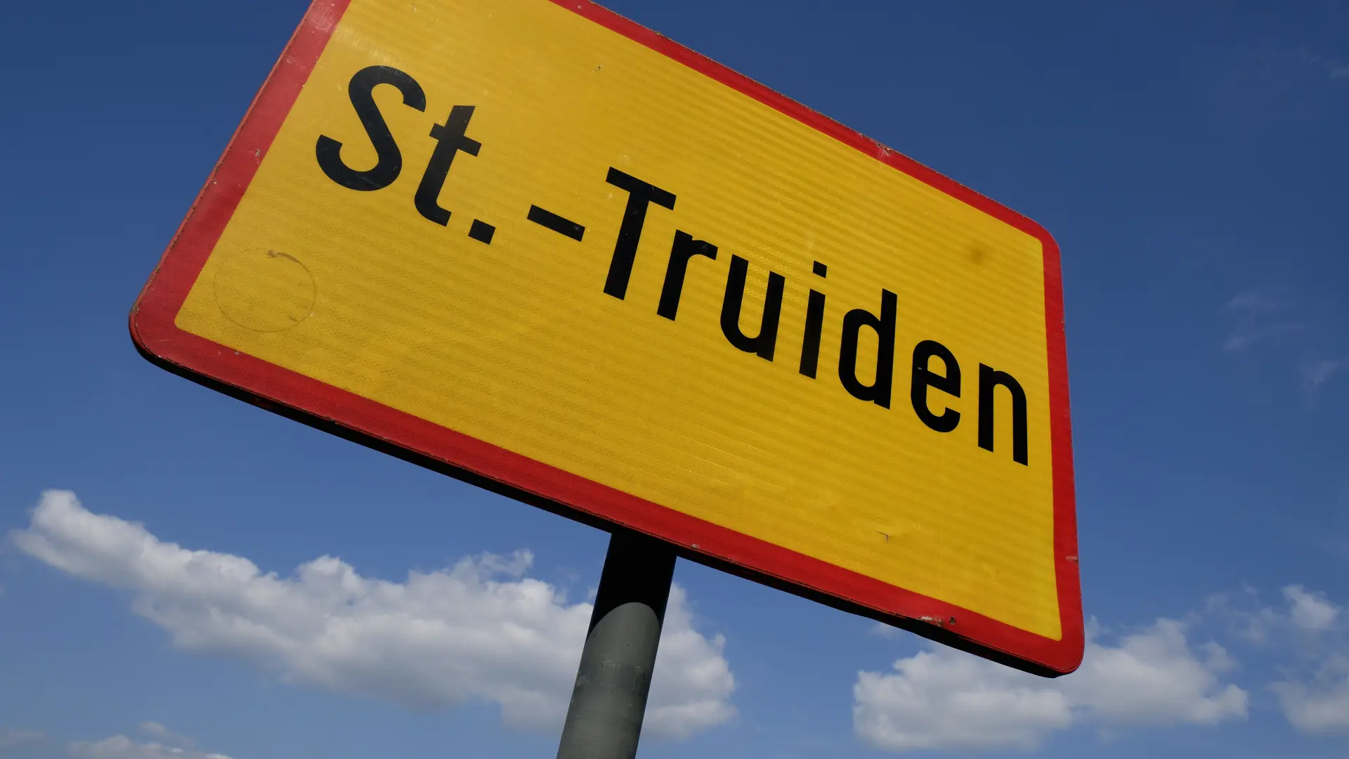 Hoofdafbeelding voor artikel Nieuwe omleiding aan Stapelstraat…