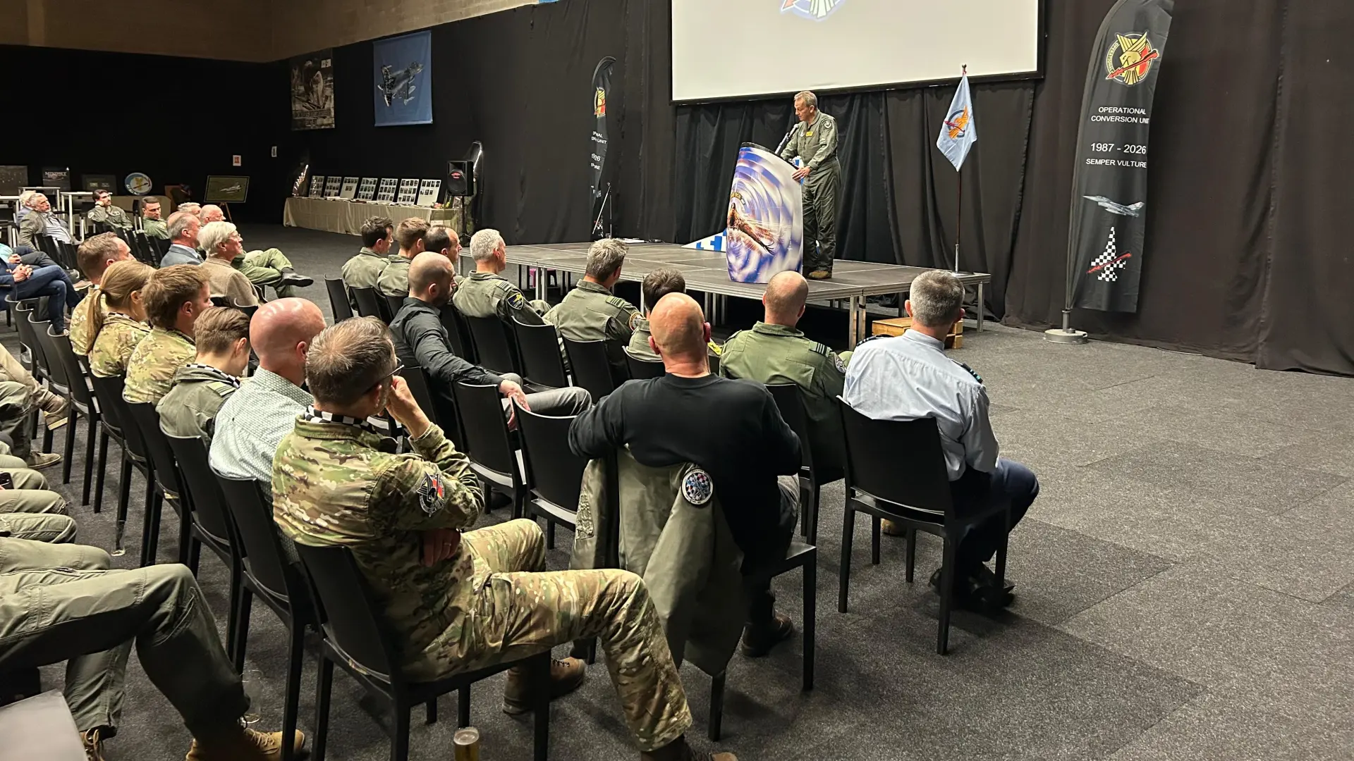 Hoofdafbeelding voor artikel Historisch: gedaan met opleiding…