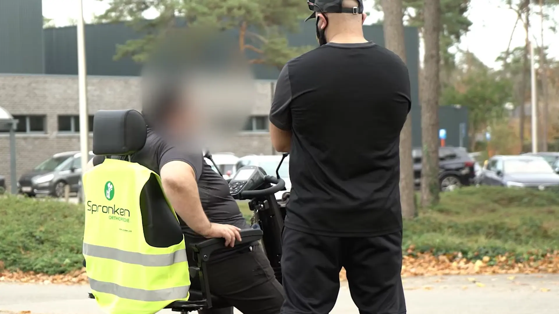 Hoofdafbeelding voor artikel Hasselaar herkend in pedojagerfilmpje…