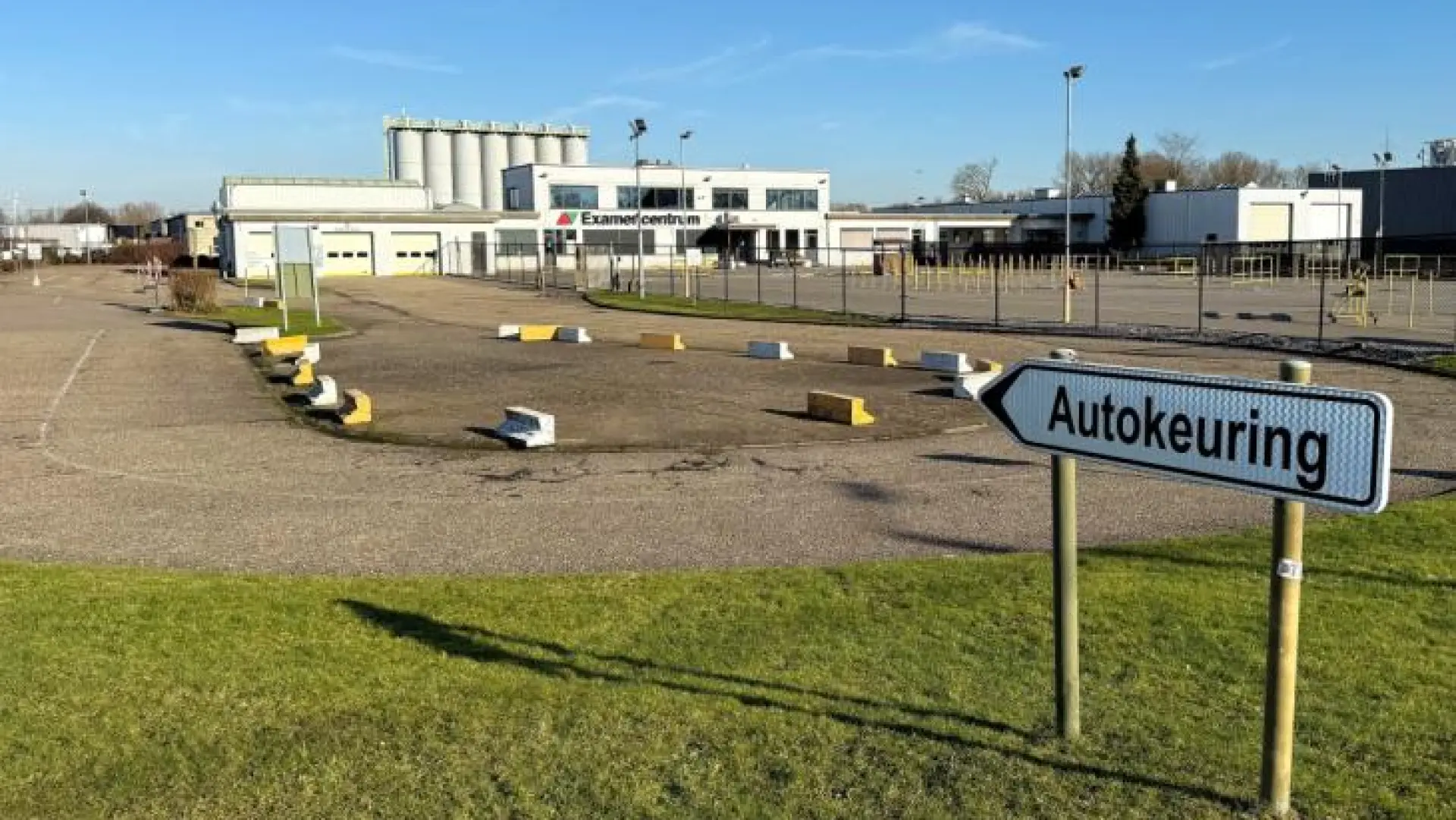 Hoofdafbeelding voor artikel Onrust bij autokeuring: werknemers…