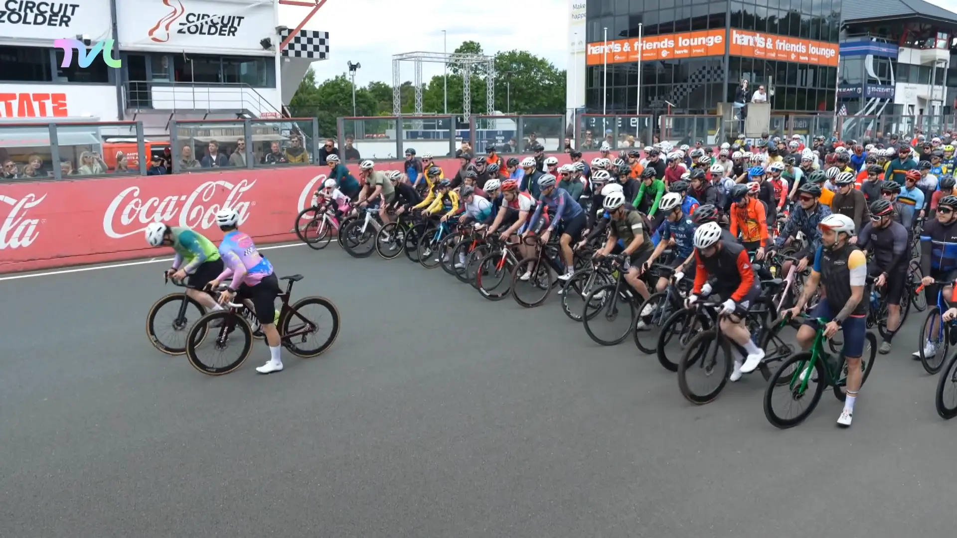 Hoofdafbeelding voor artikel Turbo Social Ride: Average…