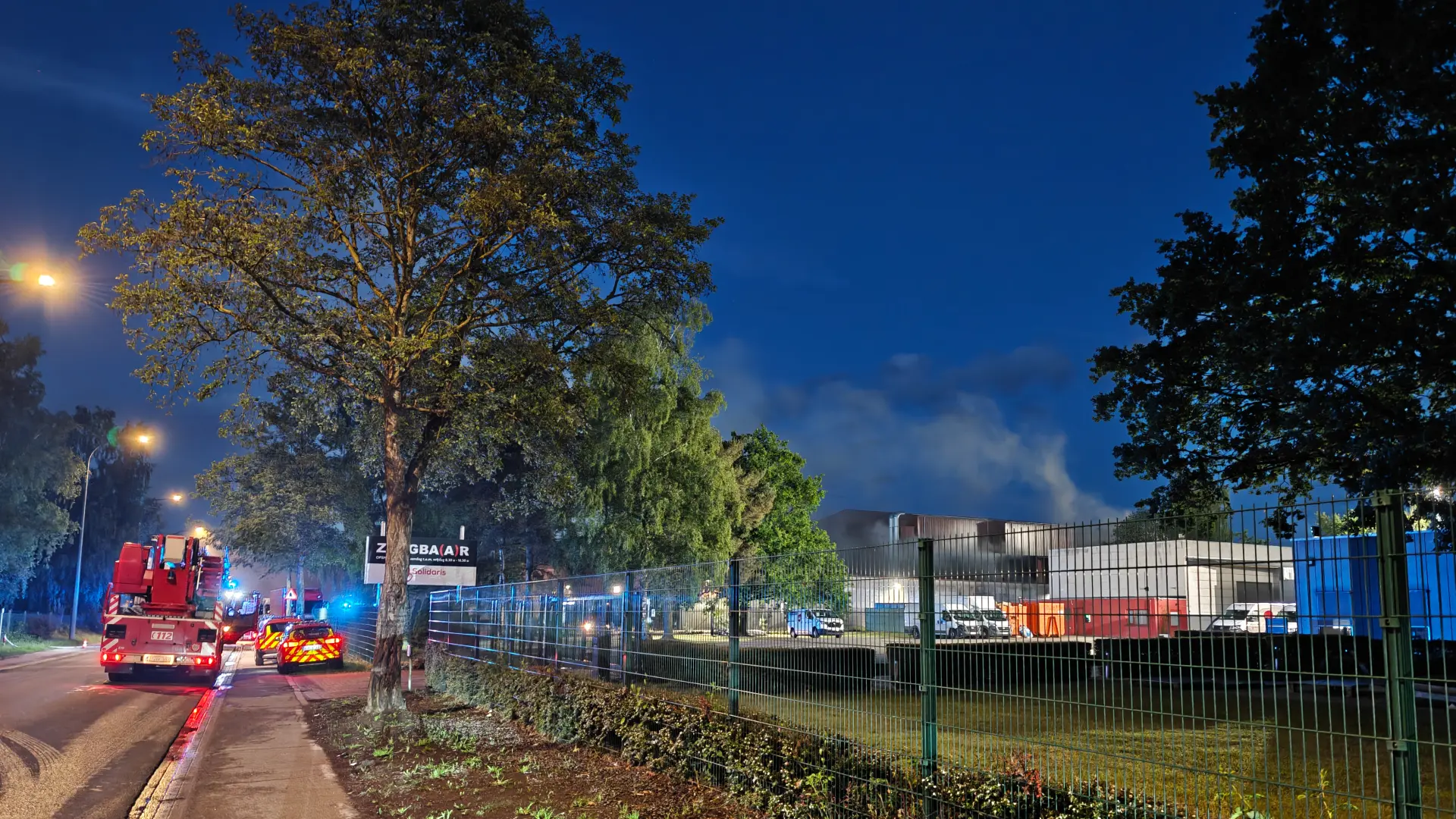 Hoofdafbeelding voor artikel Zware brand bij recyclagebedrijf…