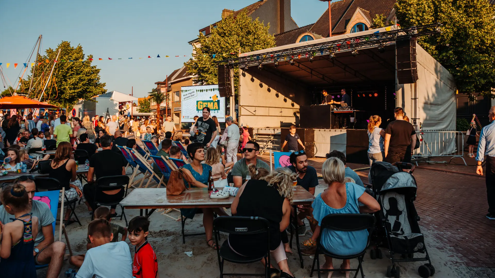 Hoofdafbeelding voor artikel Beringen Beach pakt uit met…