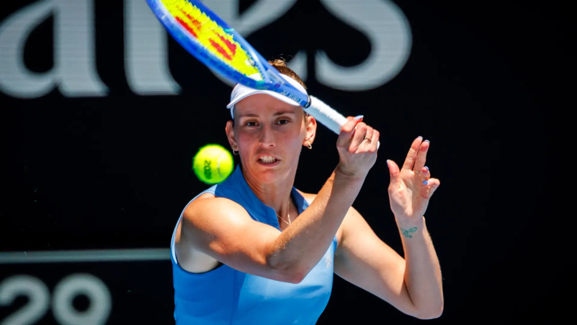 Hoofdafbeelding voor artikel Elise Mertens vlot naar tweede…