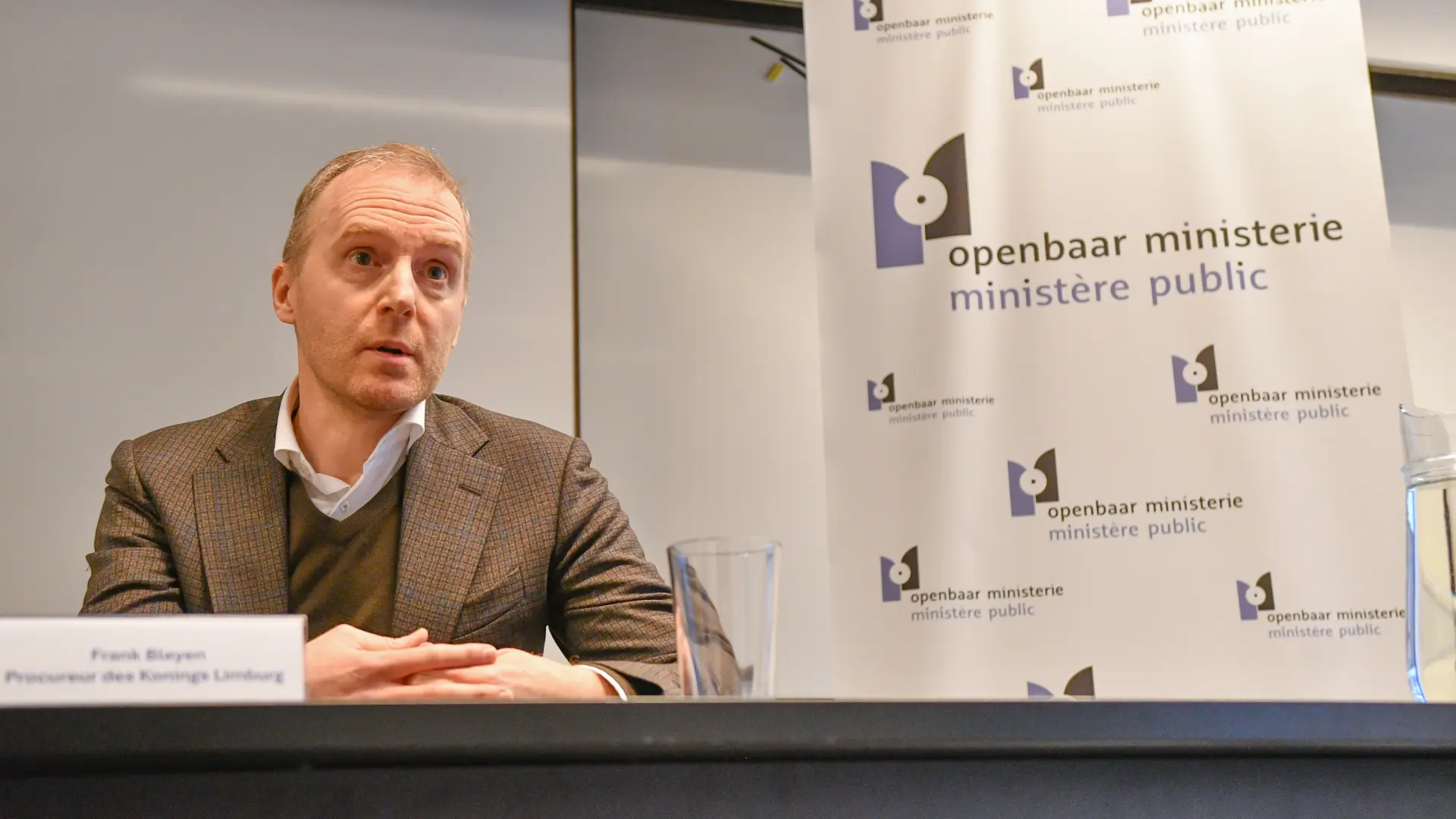 Hoofdafbeelding voor artikel Zeven verdachten aangehouden…