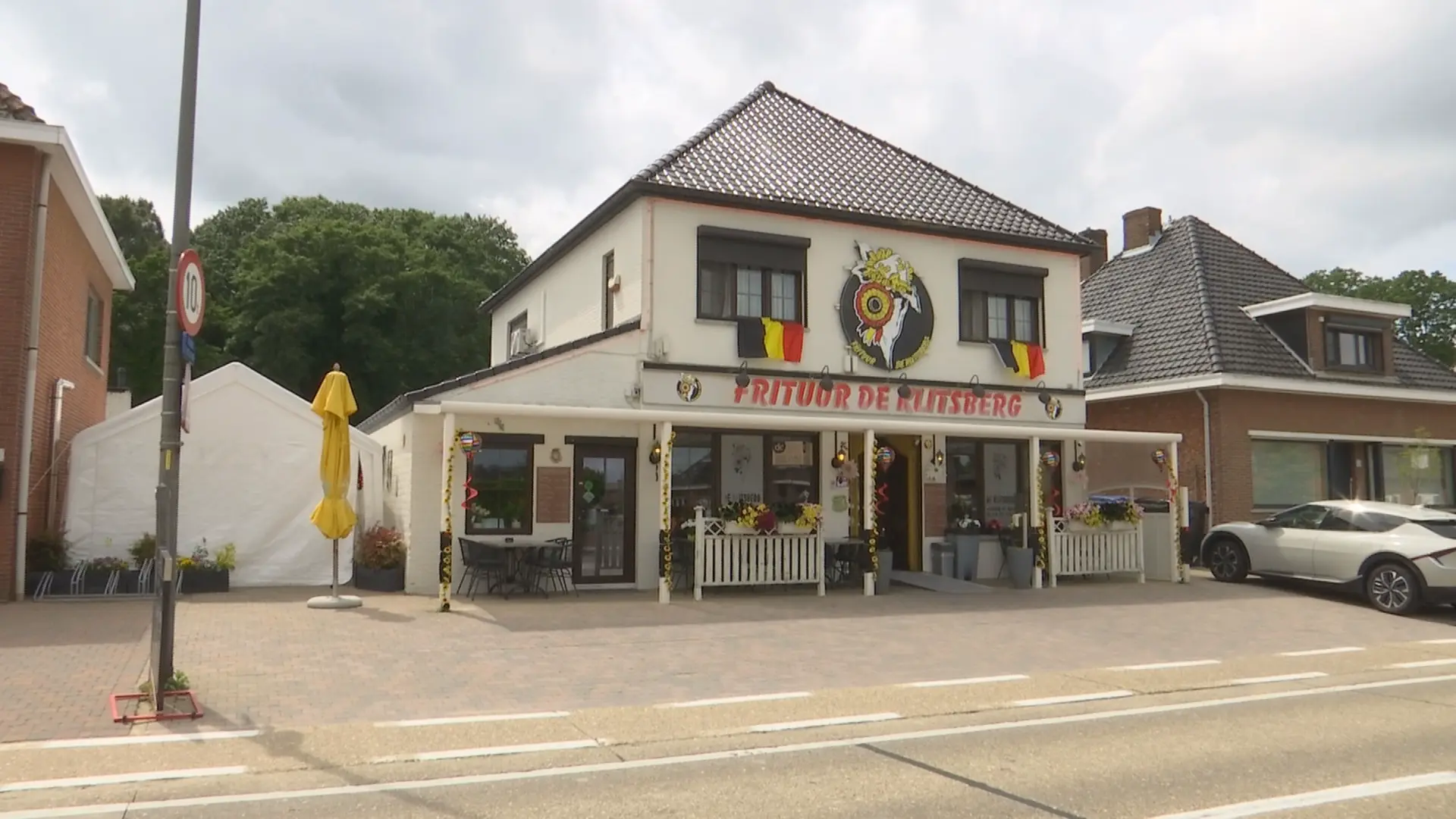 Hoofdafbeelding voor artikel Beringse frituuruitbater boos…