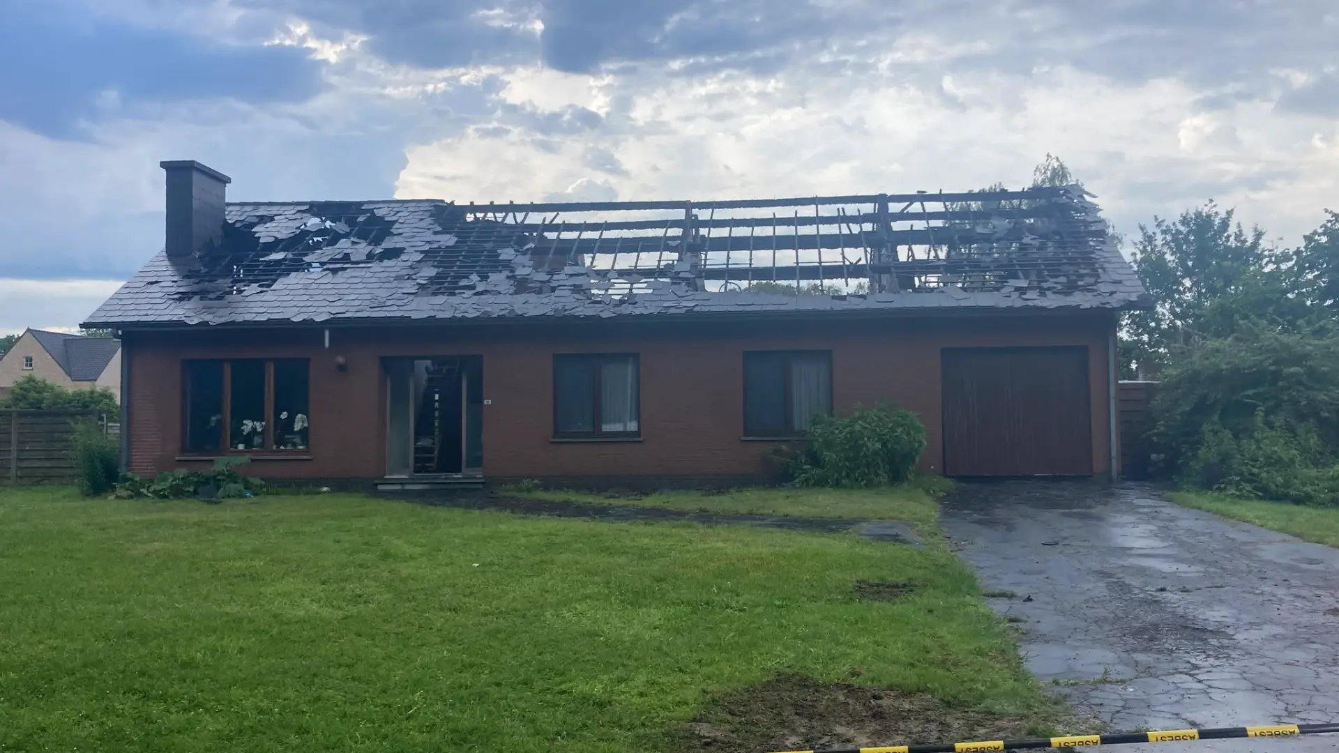 Hoofdafbeelding voor artikel Onweer zorgt voor schade in…