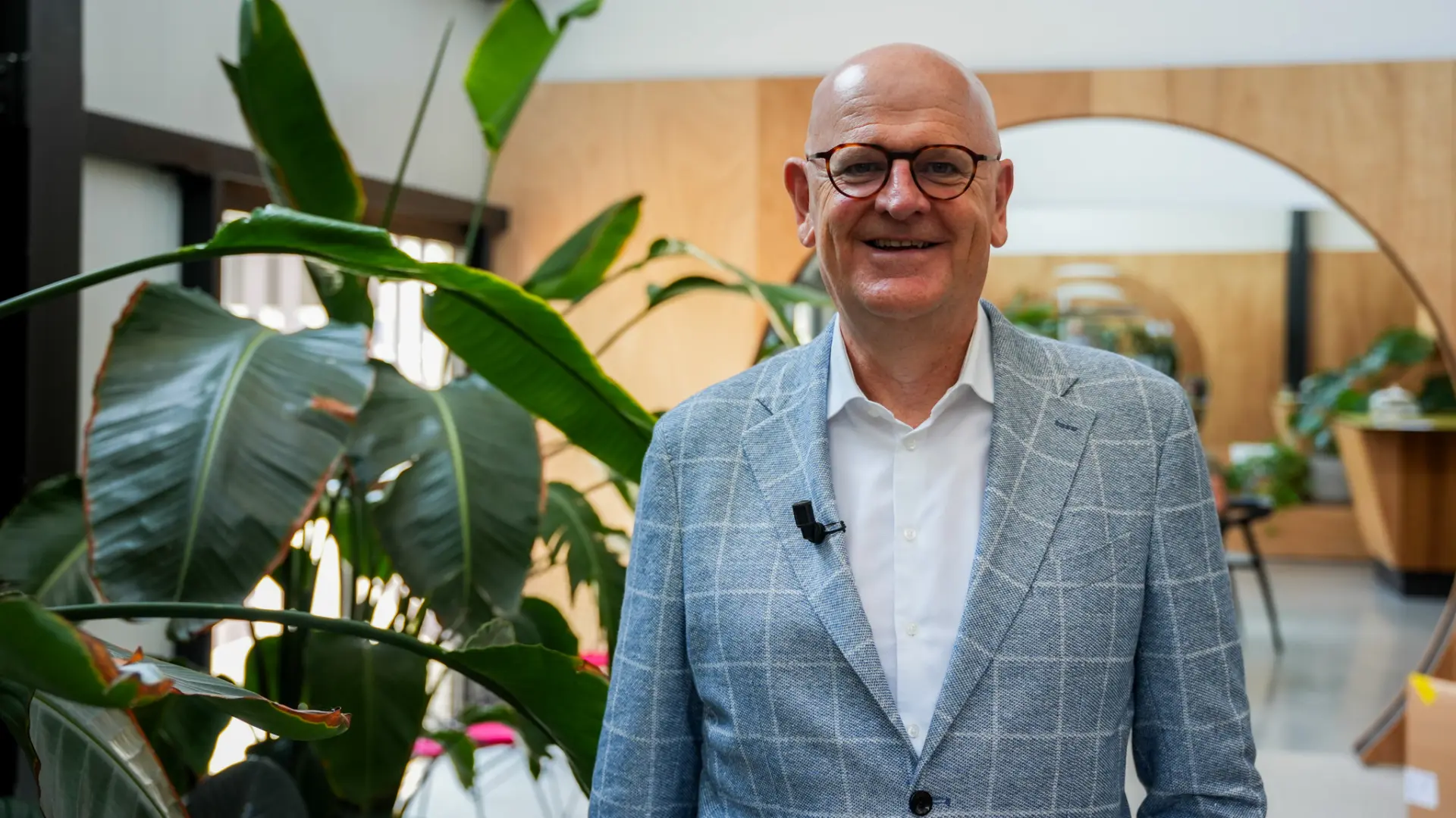 Hoofdafbeelding voor artikel Gouverneur Jos Lantmeeters:…