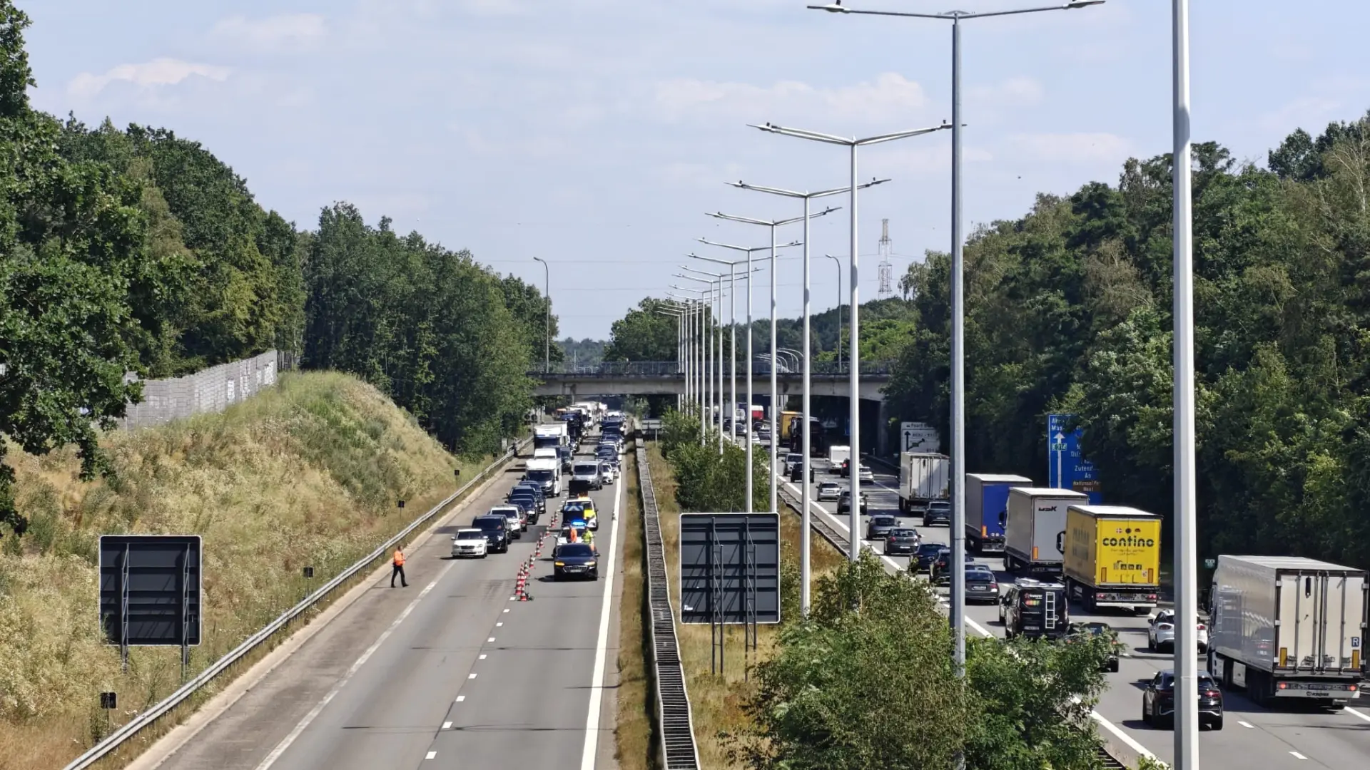 Hoofdafbeelding voor artikel Kop-staartaanrijding zorgt…