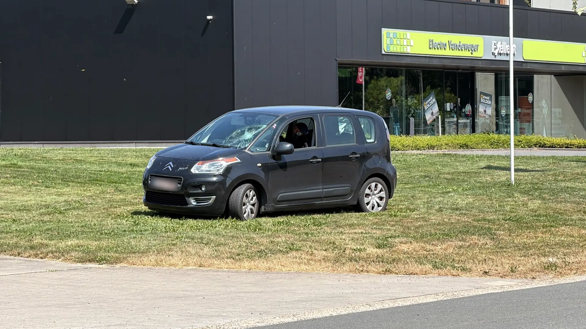 Hoofdafbeelding voor artikel Eikaartstraat in Bilzen afgesloten…