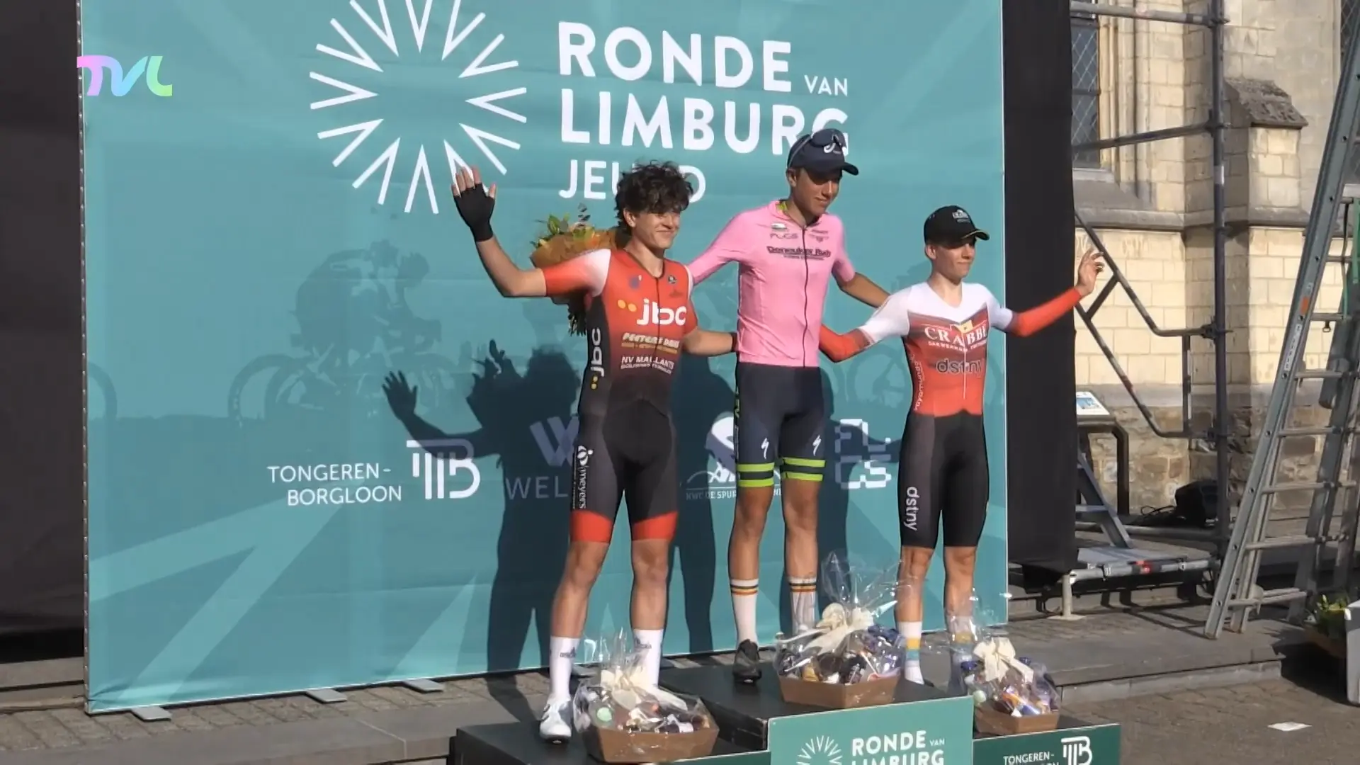 Hoofdafbeelding voor artikel Maillard wint tijdrit Ronde…