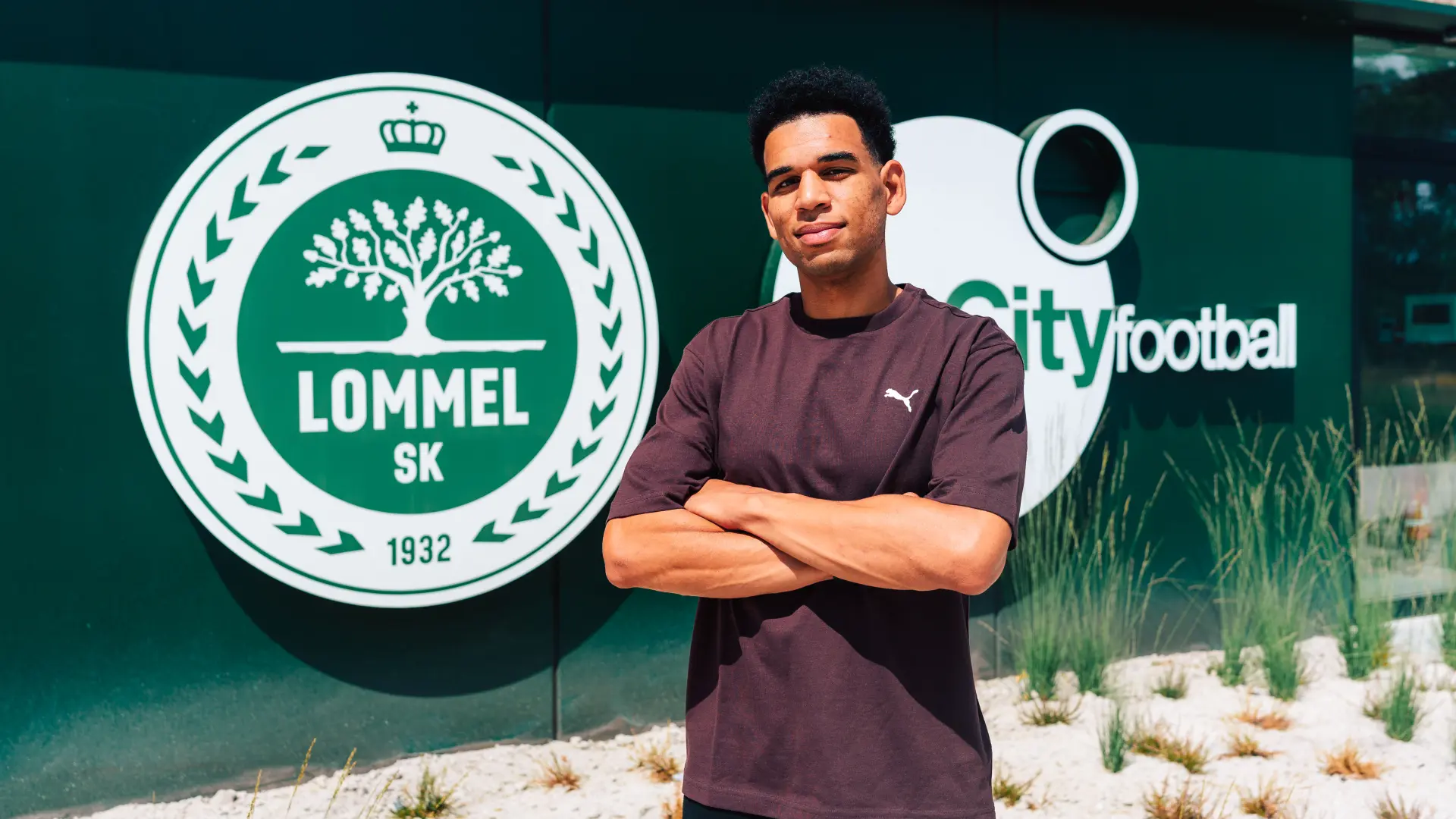 Hoofdafbeelding voor artikel Lommel pikt verdediger Shawn…