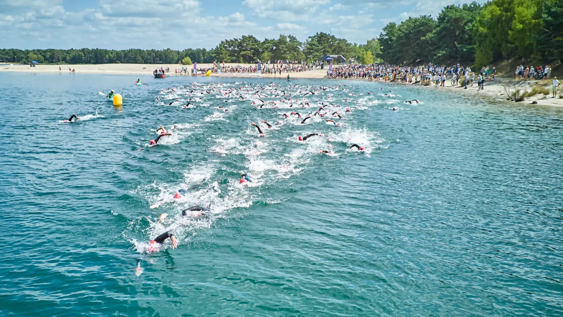 Hoofdafbeelding voor artikel Hoeks triatlon in Lommel neemt…