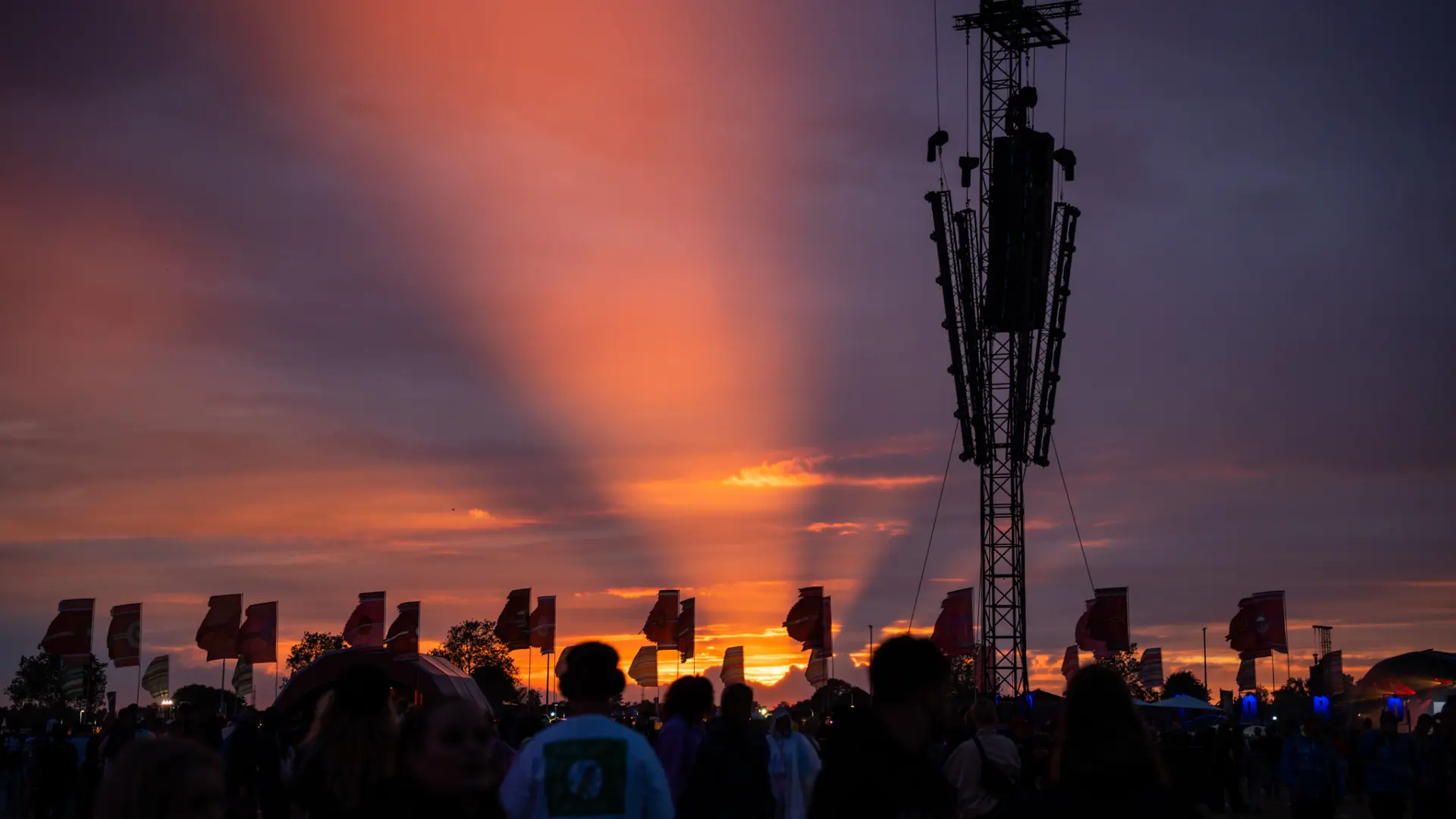 Hoofdafbeelding voor artikel LIVEBLOG: Zon gaat onder,…